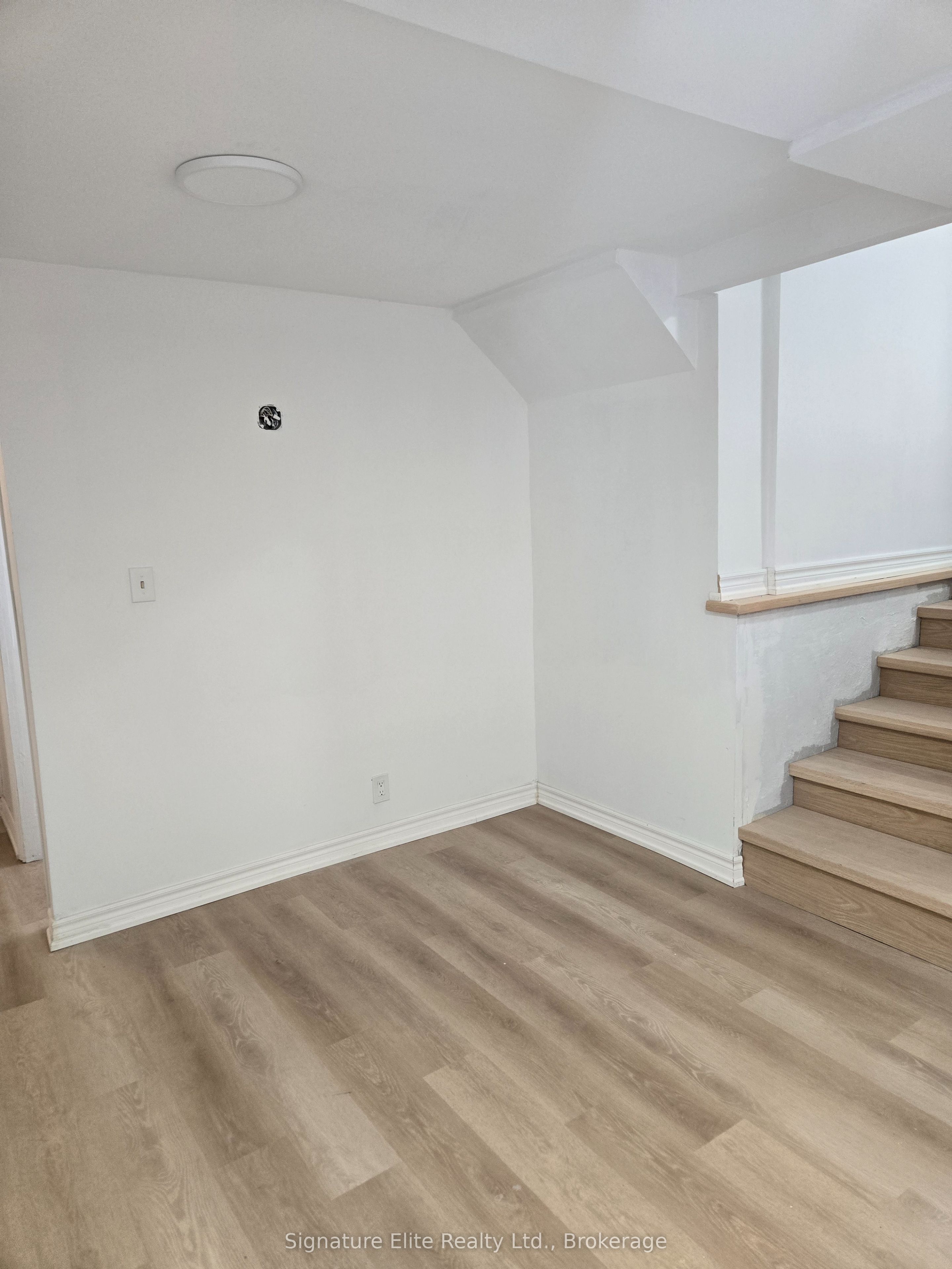 92 Braymore Boulevard Bsmt, Toronto, ON M1B 2N5 photo 5