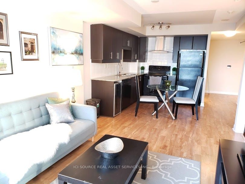 190 Borough Drive 1611, Toronto, ON M1P 0B6 photo 3