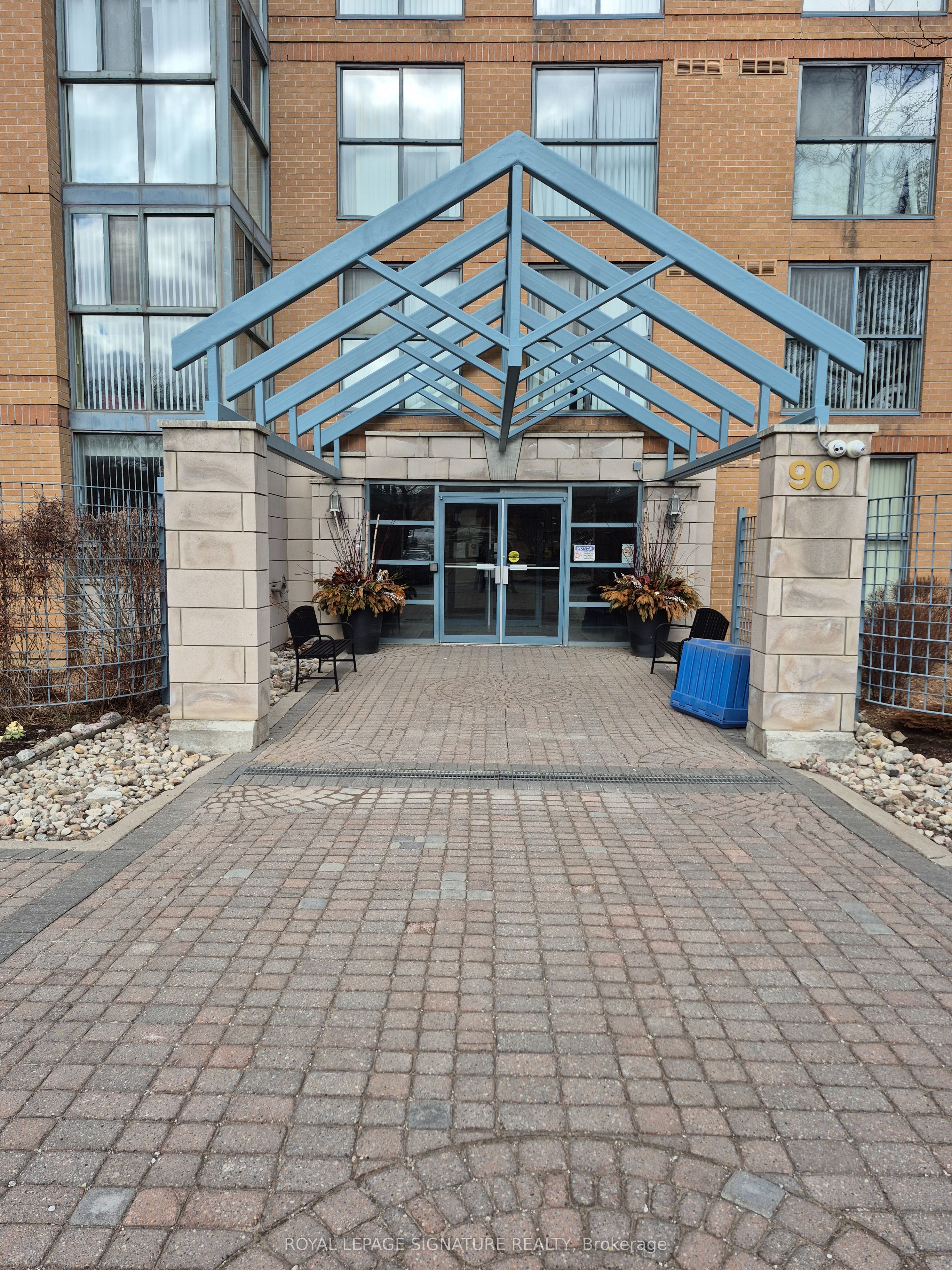 90 Dale Avenue 1607, Toronto, ON M1J 3N4 photo 2