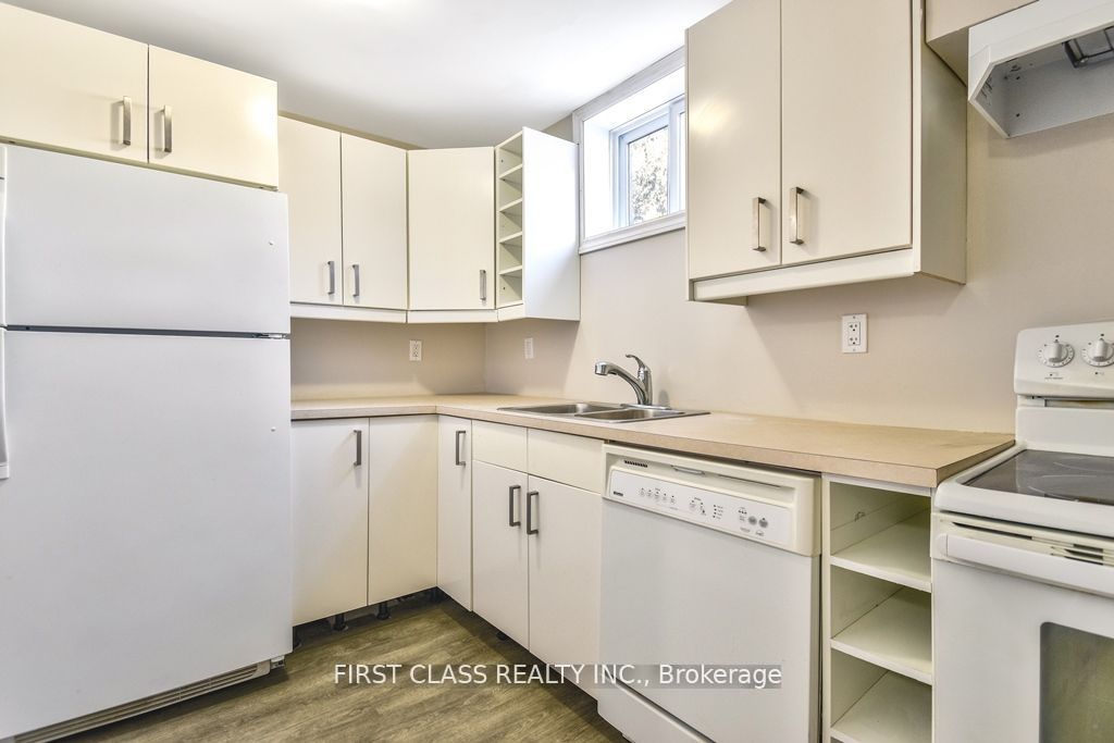 24 Fintona Avenue Bsmt, Toronto, ON M1E 1V3 photo 4