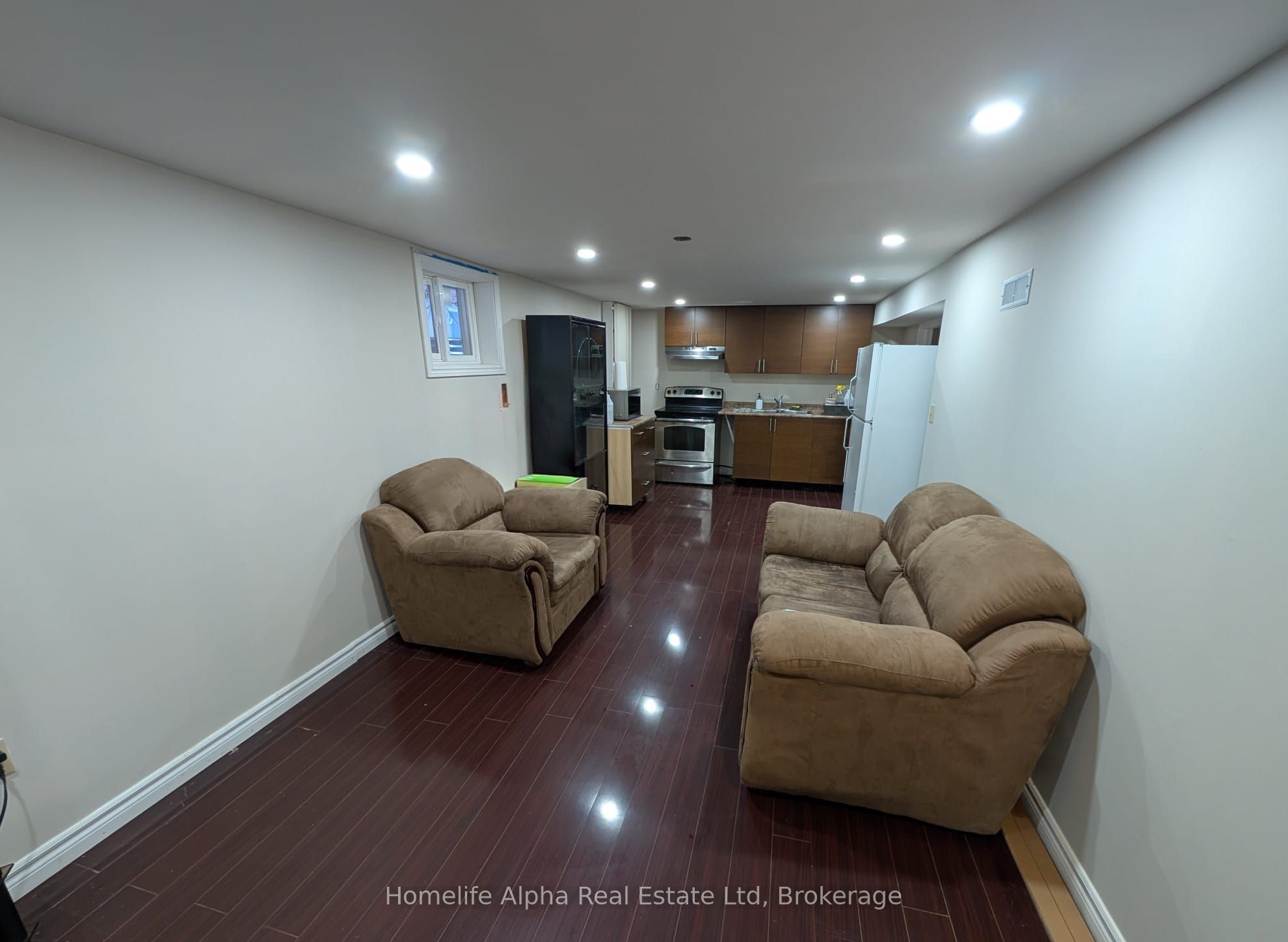 8 Chad Crescent Basement, Toronto, ON M1B 2Z6 photo 2