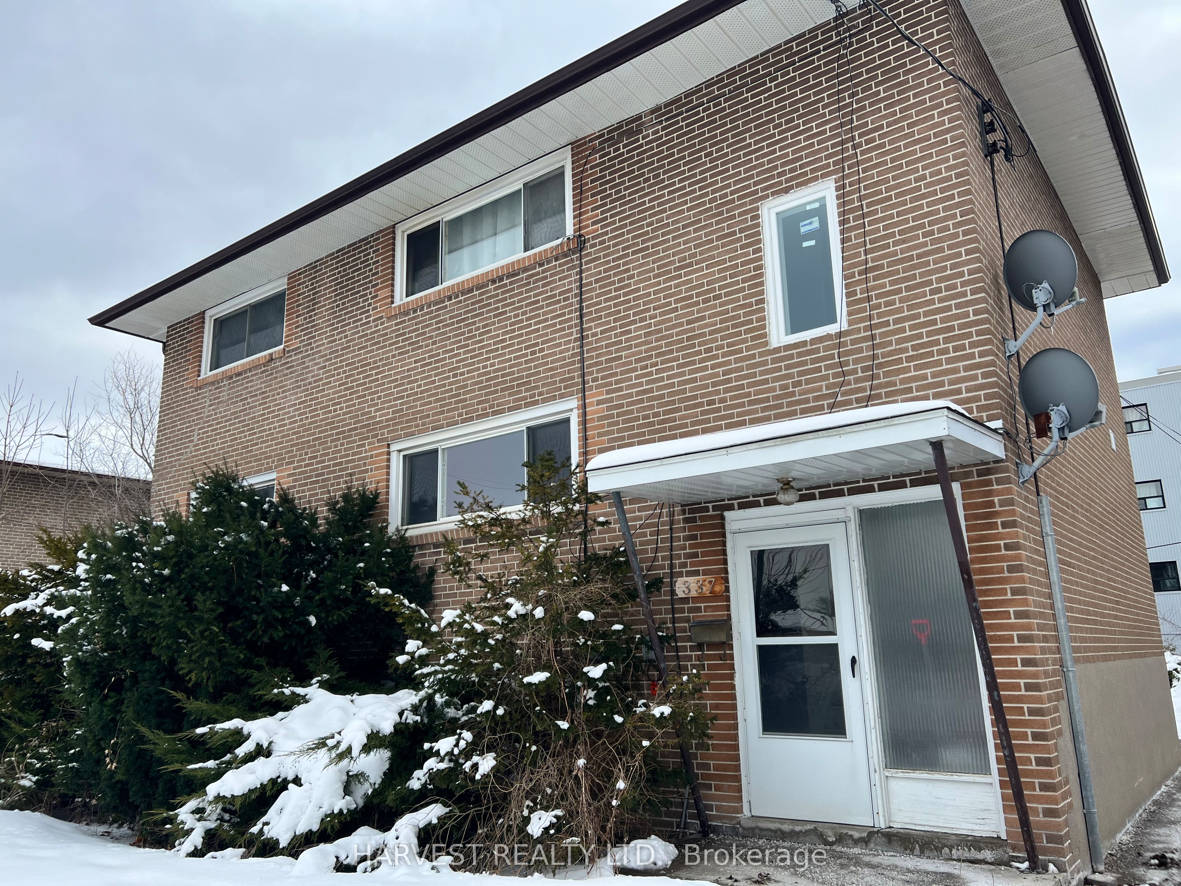 337 Frontenac Avenue, Oshawa, ON L1J 2A7