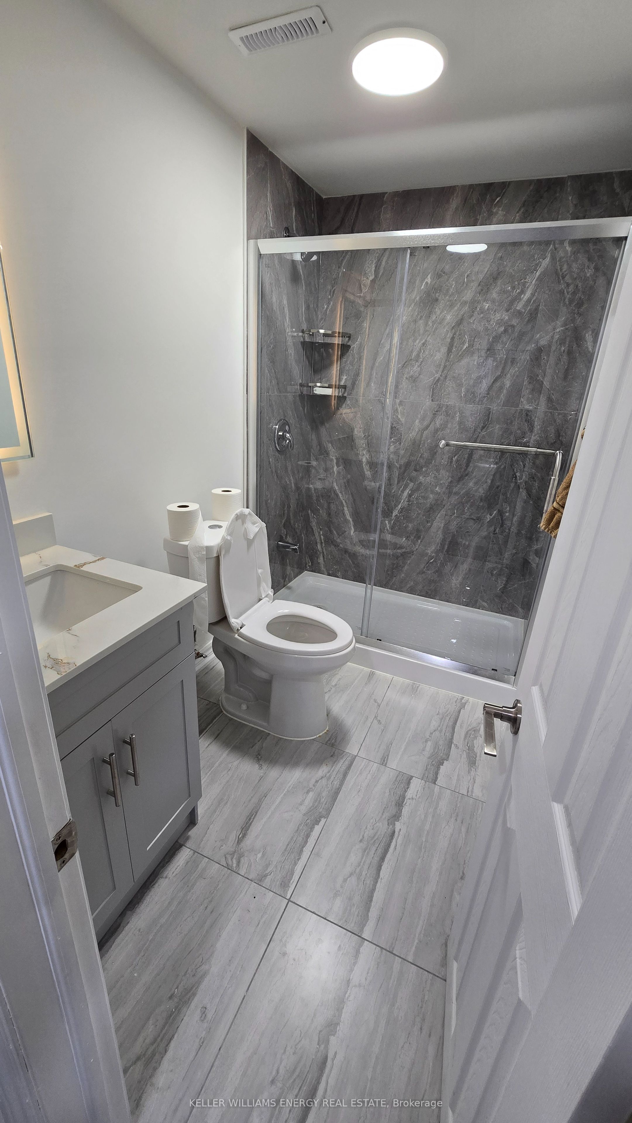 36 Crombie Street, Clarington, ON L1C 4A1 photo 3