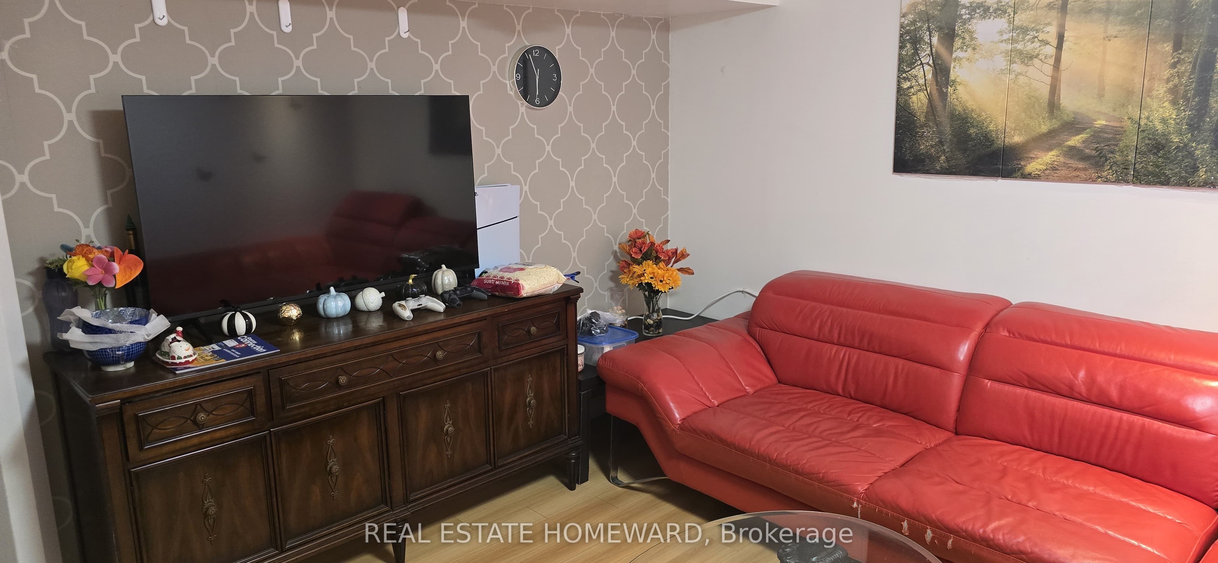 30 Marchington Circle Bsmt, Toronto, ON M1R 3M4 photo 3