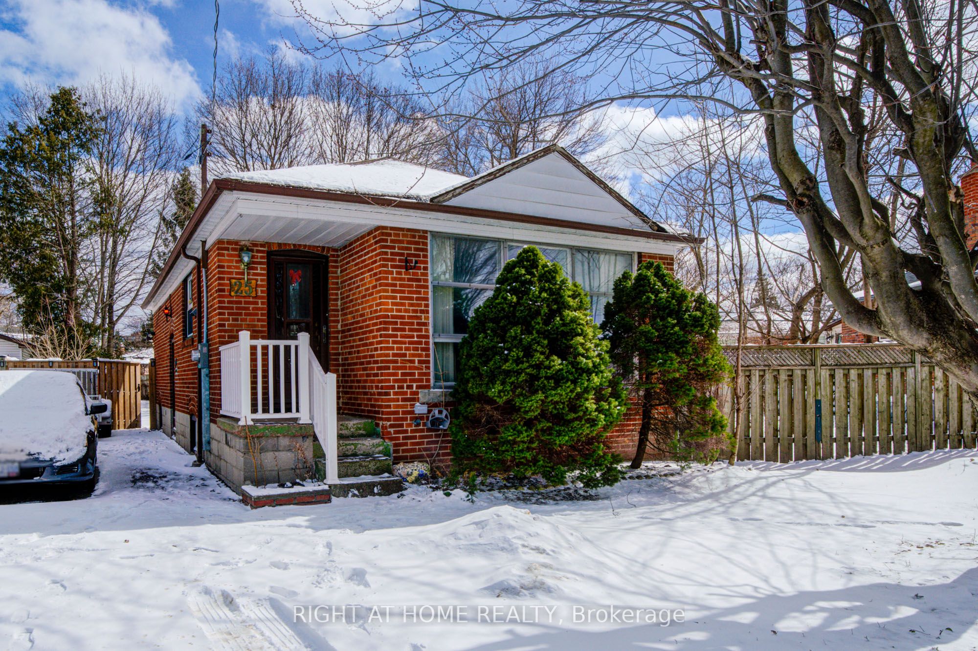 25 Strode Drive, Toronto, ON M1J 1L8