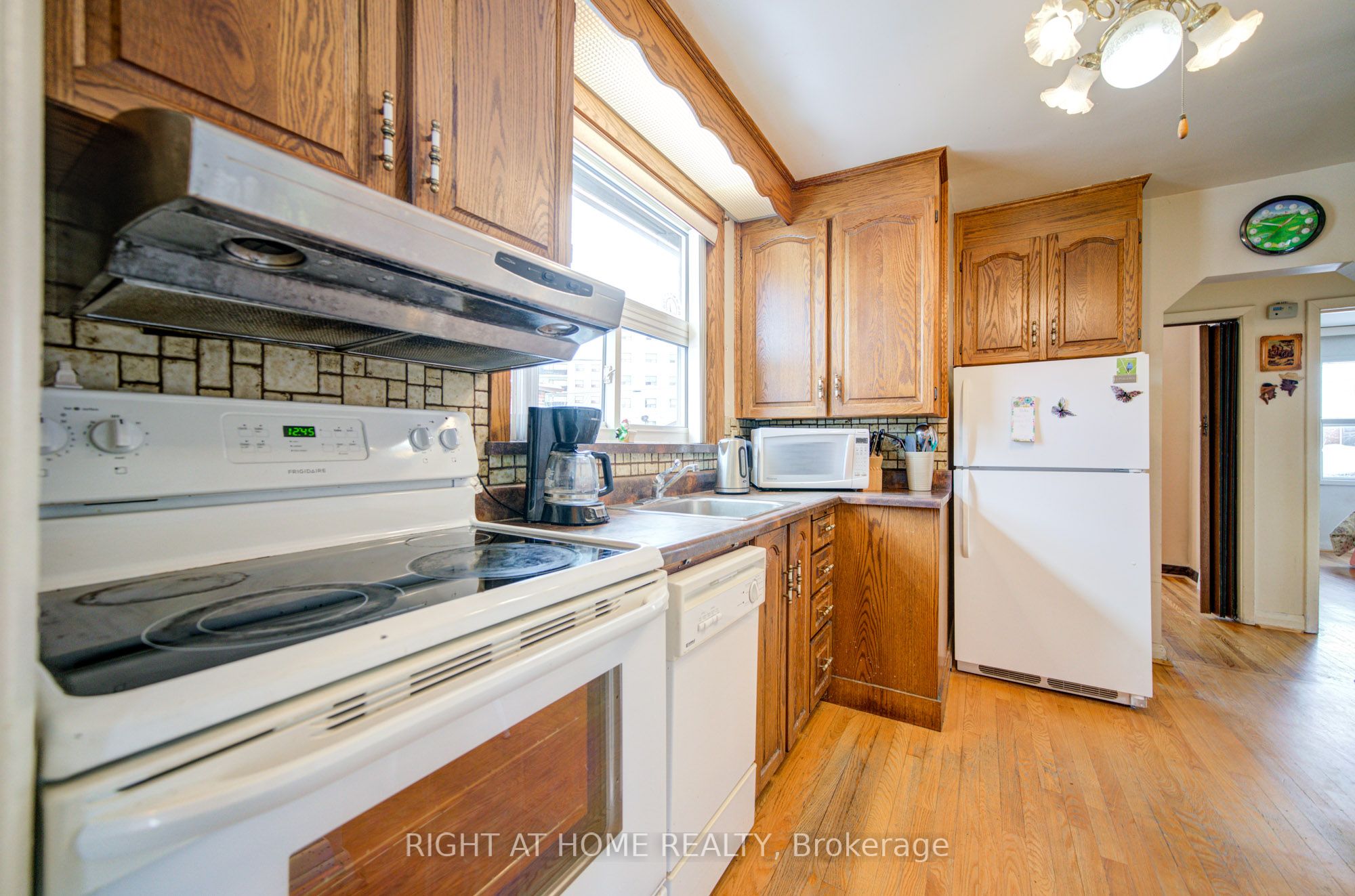 25 Strode Drive, Toronto, ON M1J 1L8 photo 5