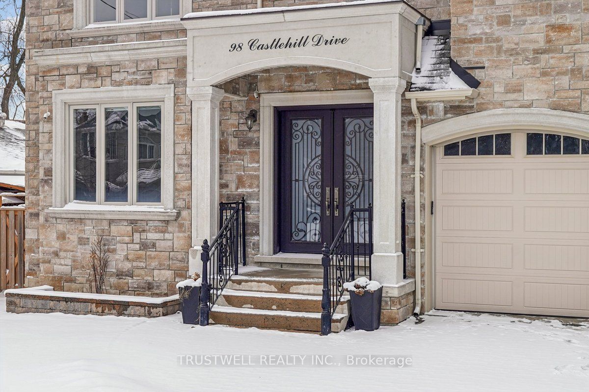 98 Castle Hill Drive, Toronto, ON M1T 2Y7 photo 2