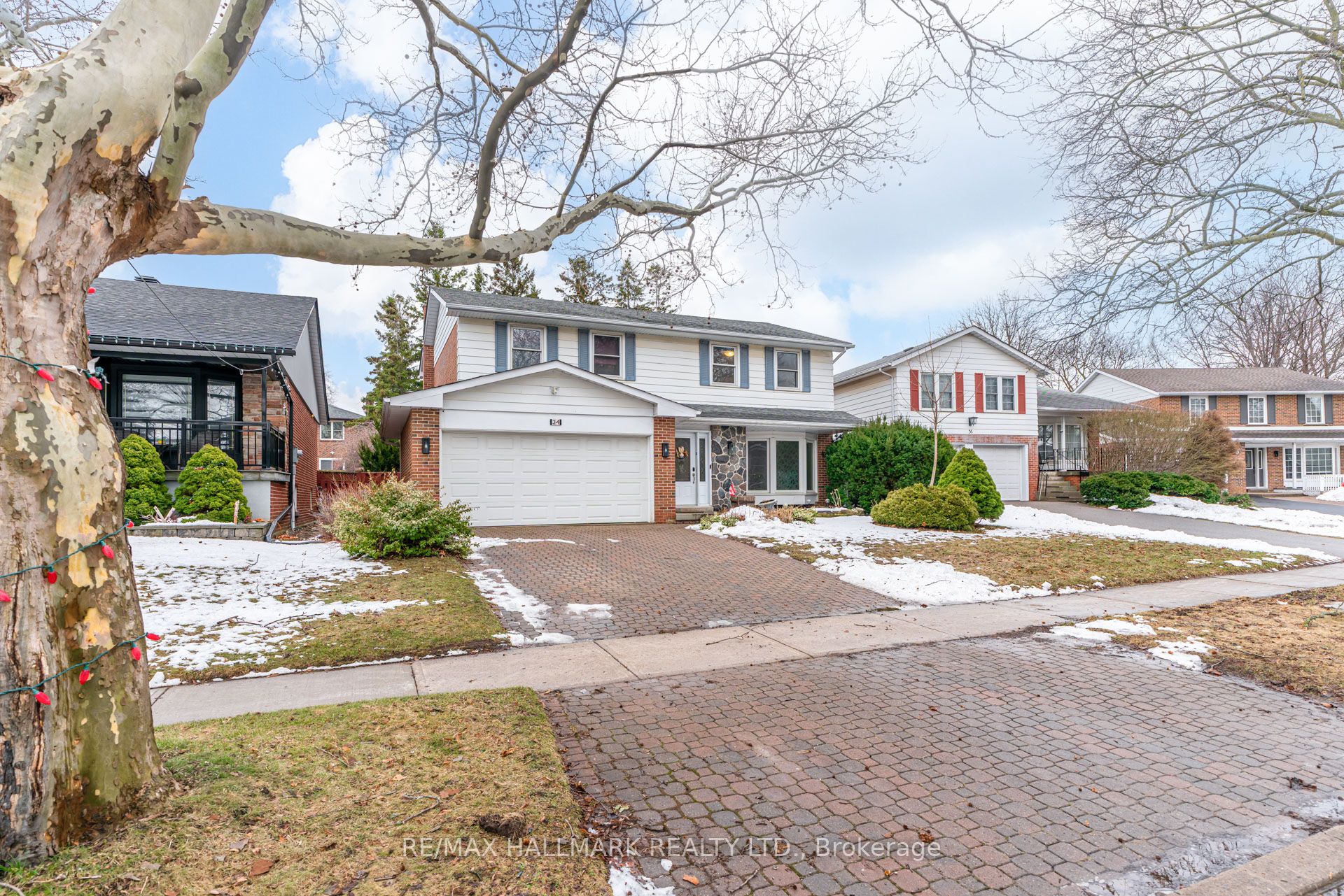 34 Harringay Crescent, Toronto, ON M1W 1Z3