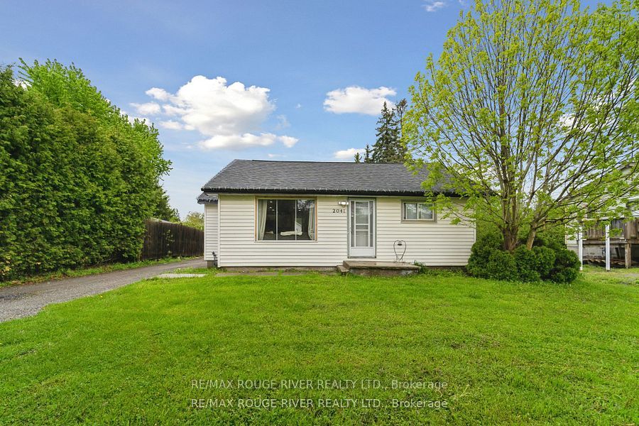 2041 Nash Road, Clarington, ON L1C 3K4 photo 3