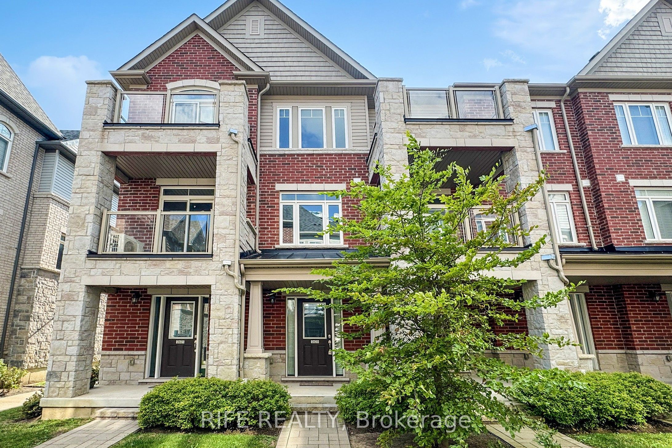 2623 Garrison Crossing, Pickering, ON L1X 0E5 photo 2