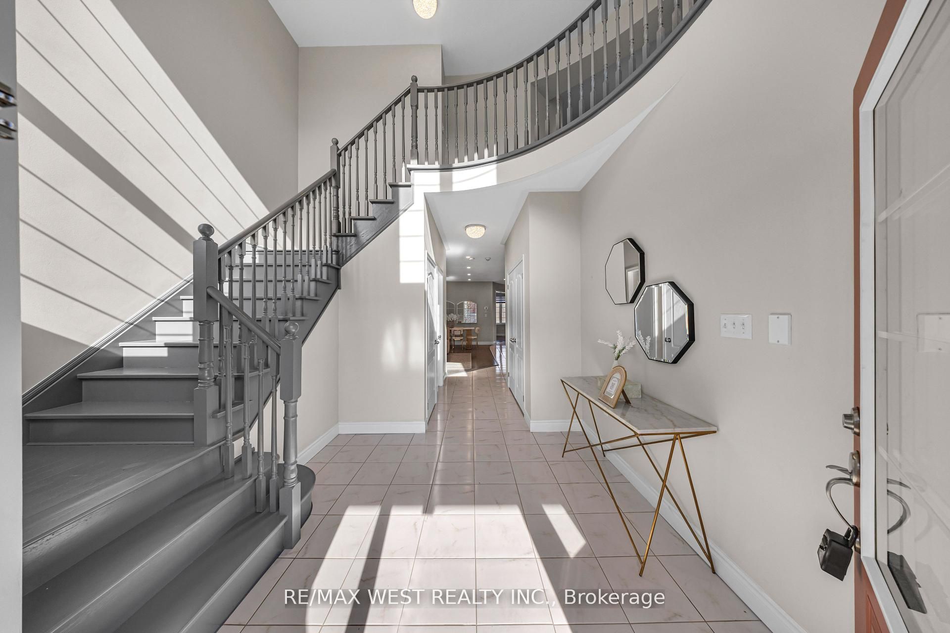 2485 Bandsman Crescent, Oshawa, ON L1L 0M1 photo 3