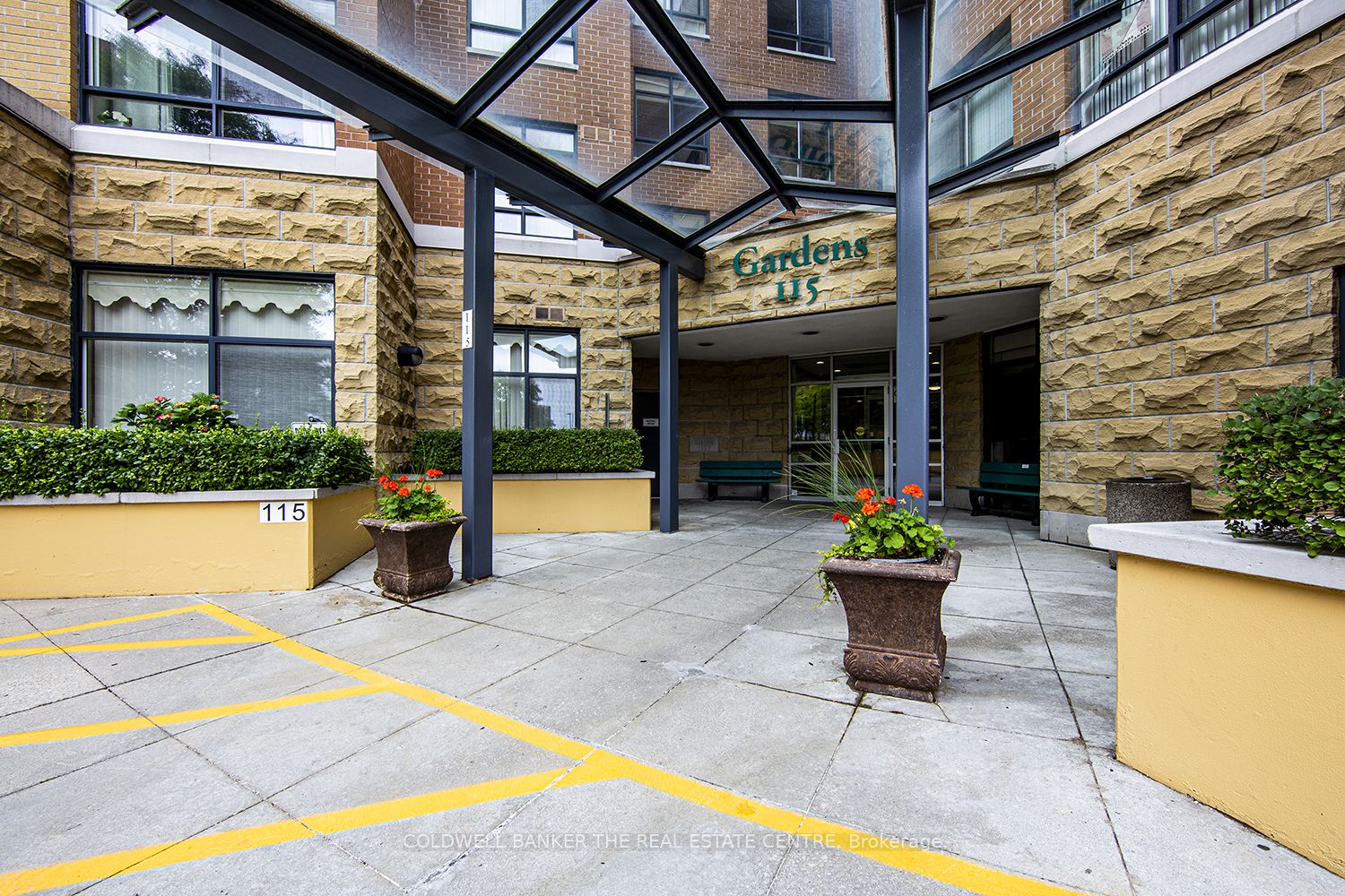 115 Bonis Avenue 408, Toronto, ON M1T 3S4