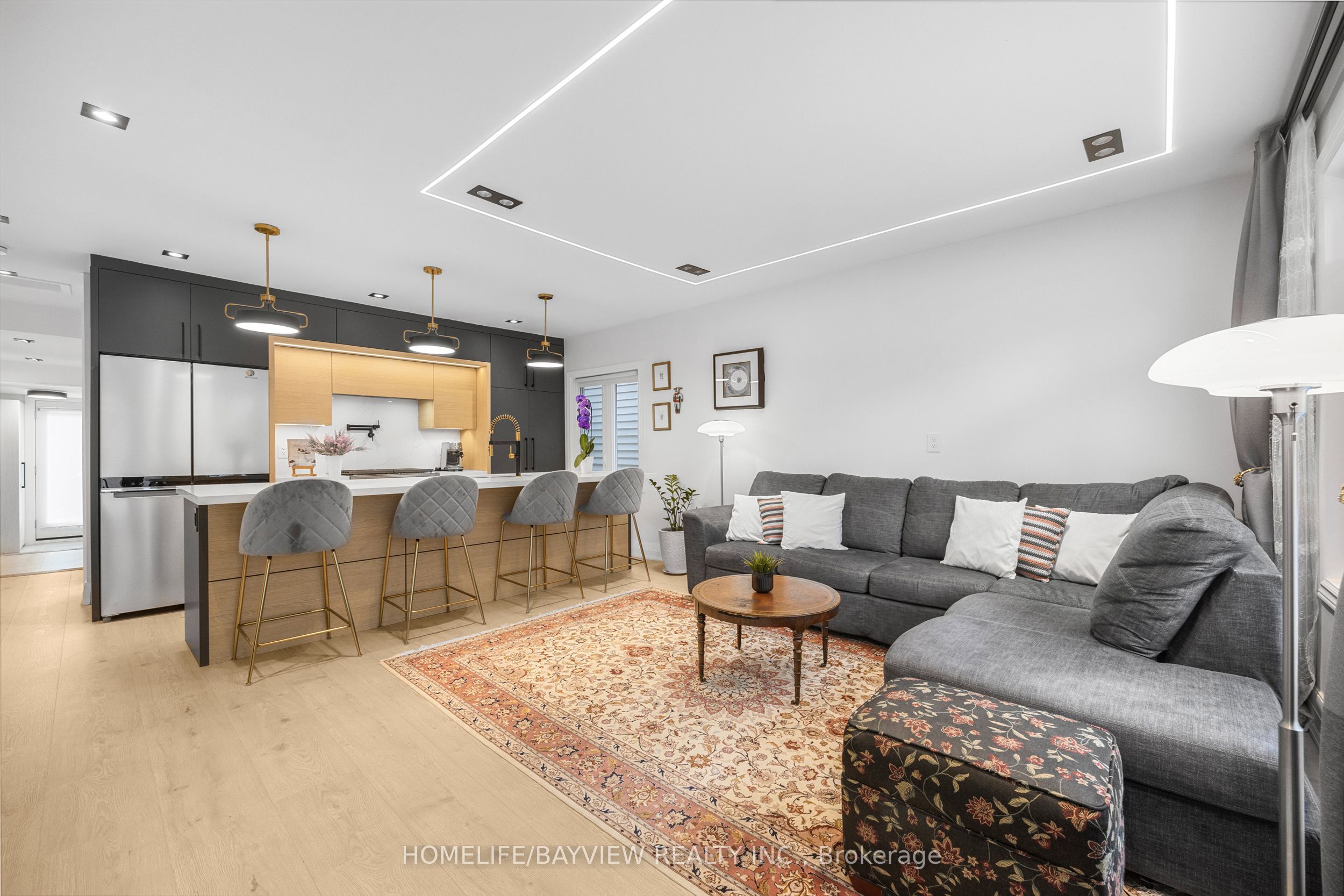 9 Kenworthy Avenue, Toronto, ON M1L 3B1 photo 2