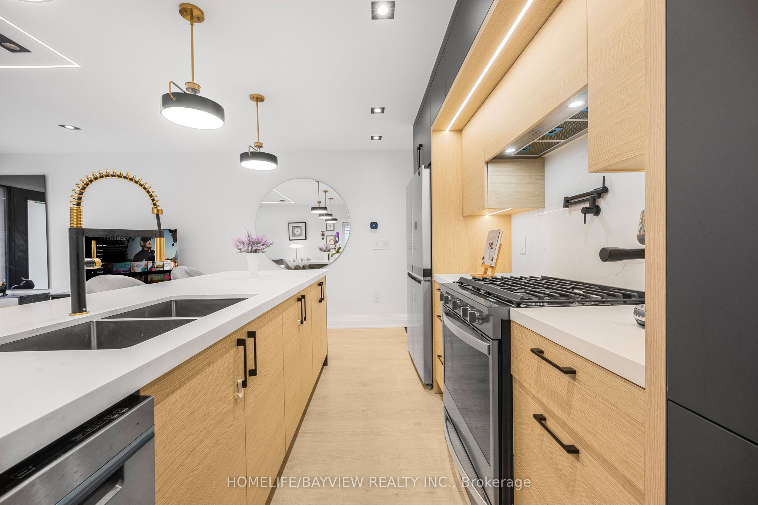 9 Kenworthy Avenue, Toronto, ON M1L 3B1 photo 5
