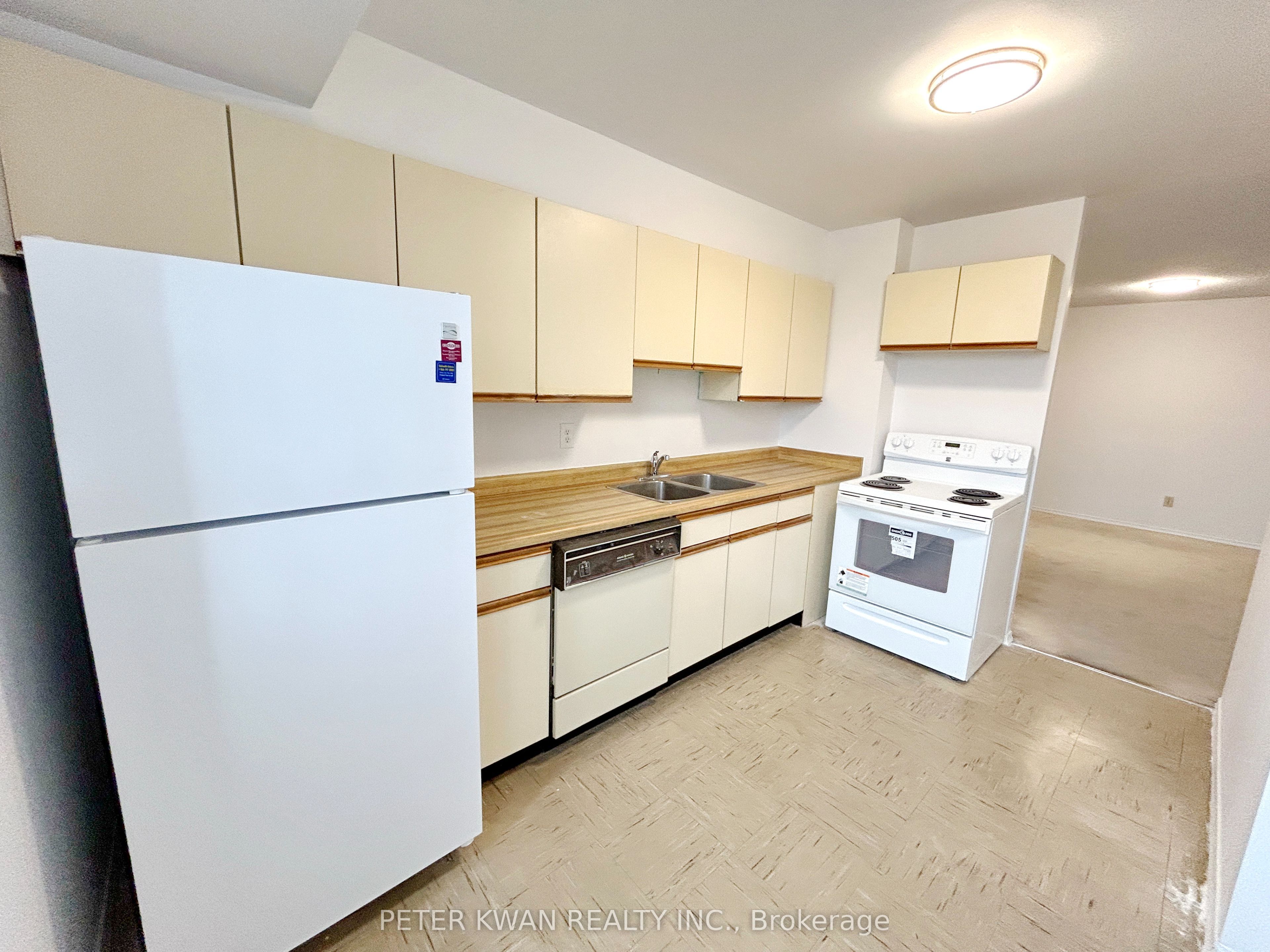 25 Bamburgh Circle 330, Toronto, ON M1W 3W2 photo 4