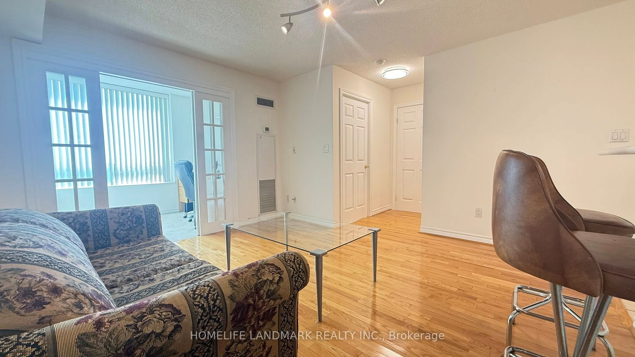 123 Omni Drive 964, Toronto, ON M1P 5A8 photo 4