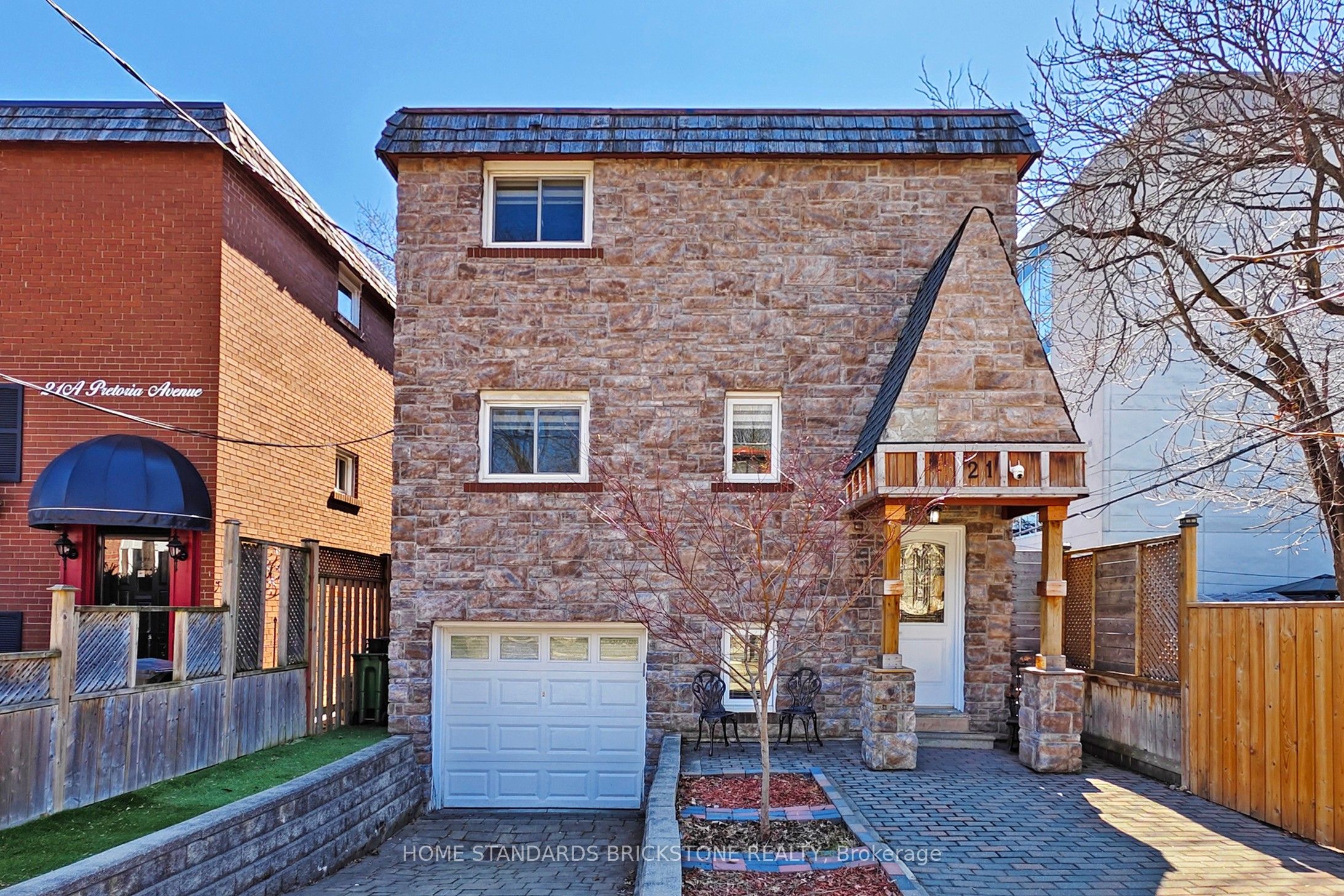 21 Pretoria Avenue, Toronto, ON M4K 1T2 photo 2
