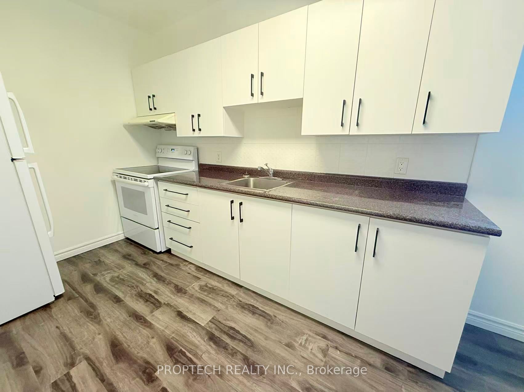 373 Broadview Avenue 2, Toronto, ON M4K 2M7 photo 3