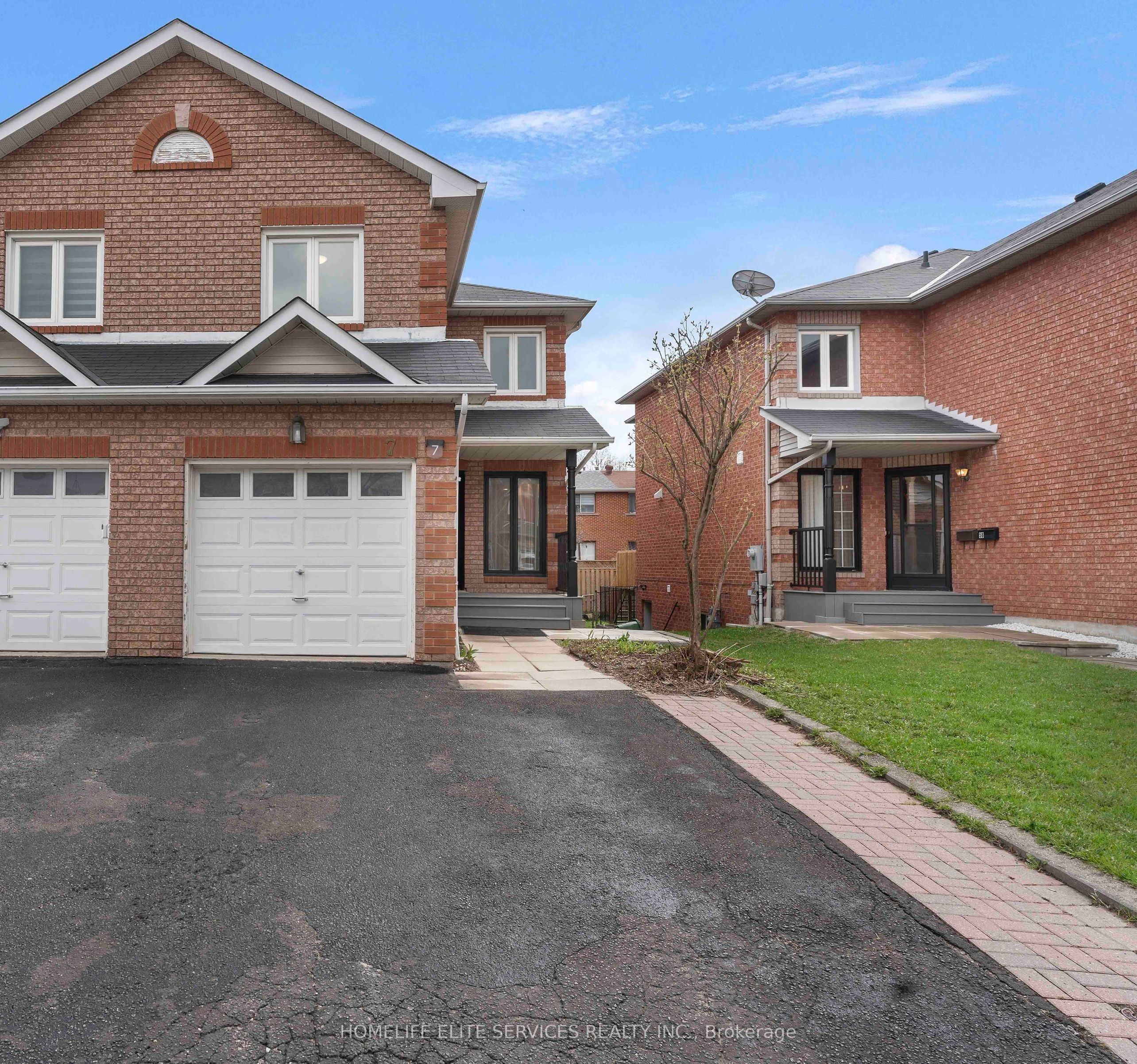 7 Lenthall Avenue, Toronto, ON M1B 2C7 photo 3