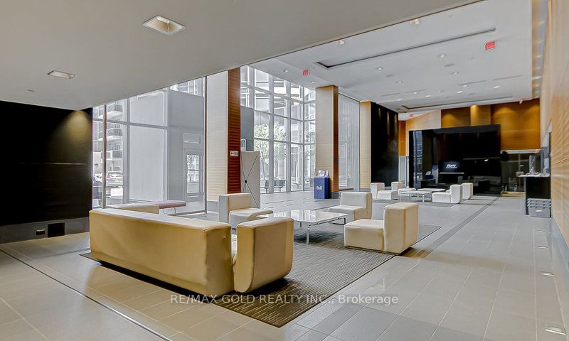 125 Village Green Square 84, Toronto, ON M1S 0G3 photo 4