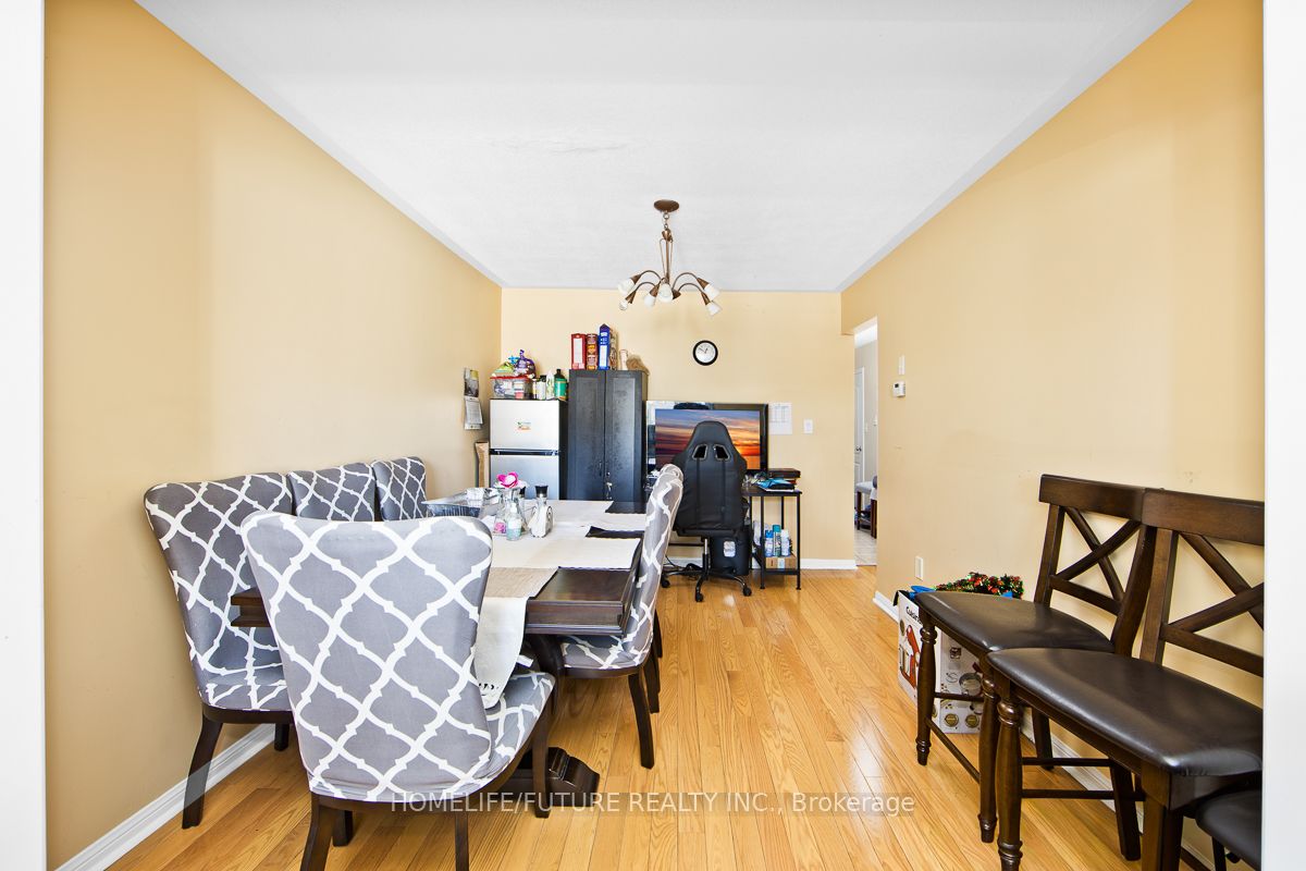 94 Staines Road, Toronto, ON M1X 1Y9 photo 5