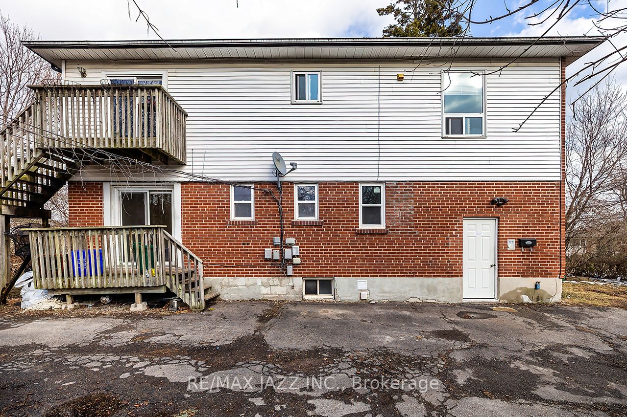 380 Phillip Murray Avenue, Oshawa, ON L1J 1H3 photo 3
