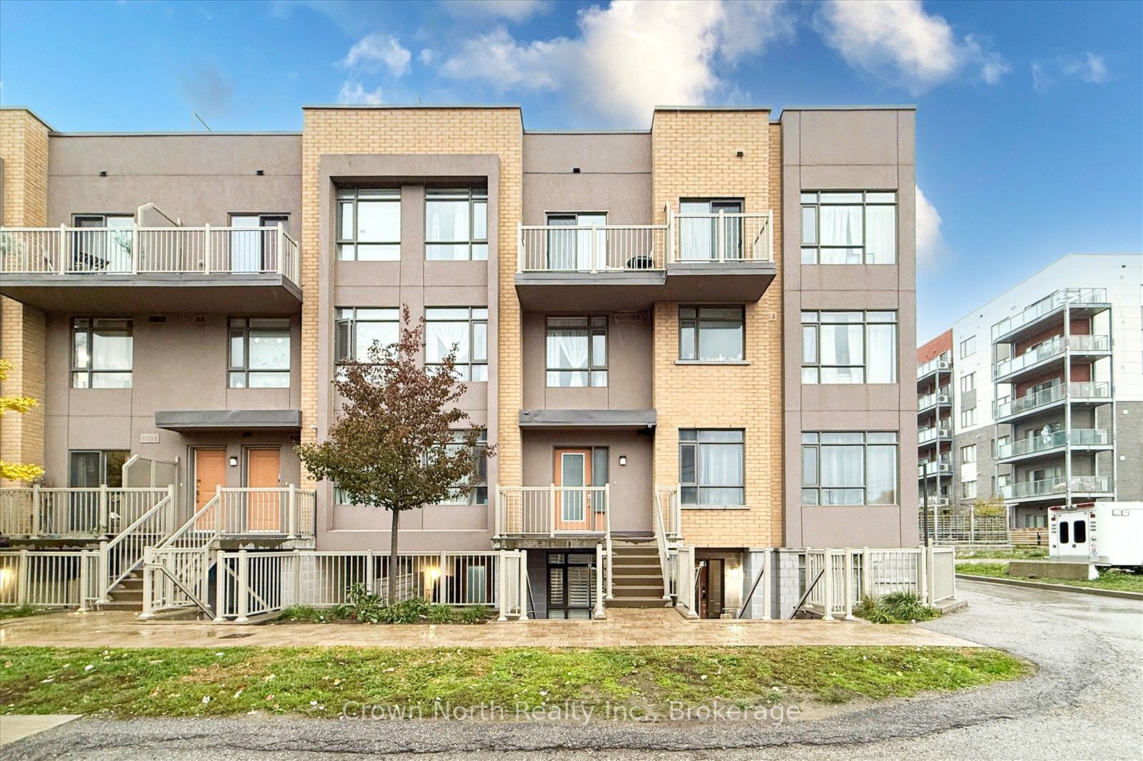 80 Orchid Place Drive 106, Toronto, ON M1B 0C4 photo 2