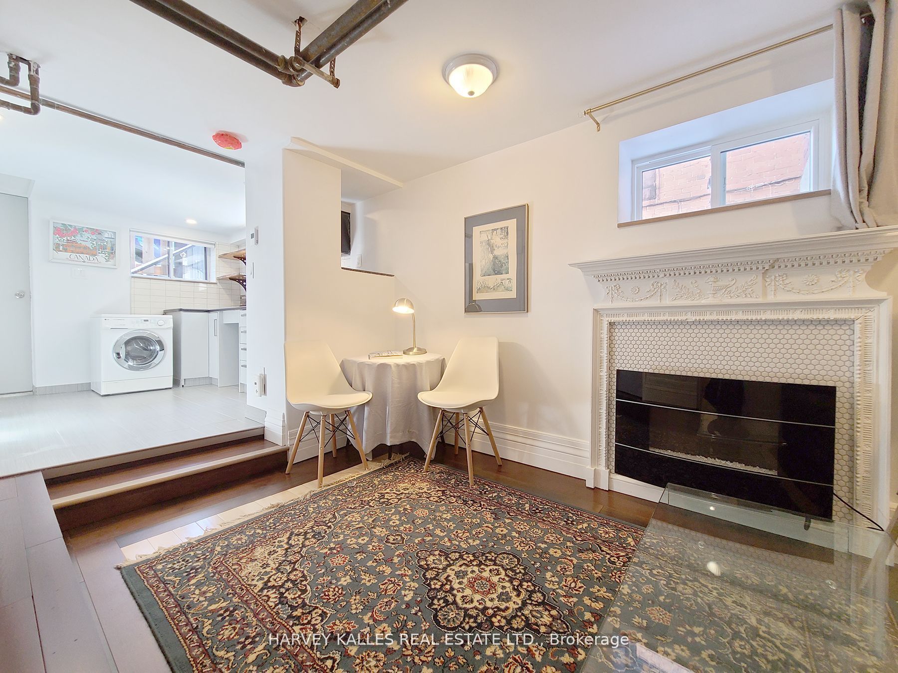 27 Hiawatha Road 5, Toronto, ON M4L 2X7 photo 4