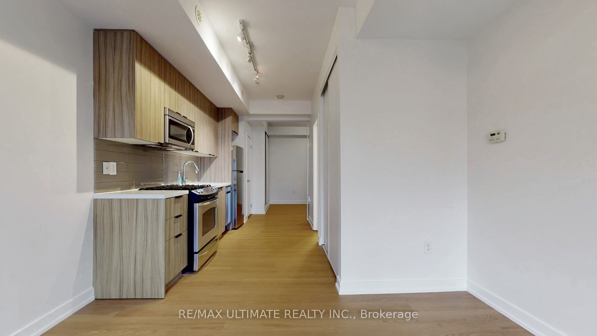 140 Broadview Avenue 59, Toronto, ON M4M 0A8 photo 4