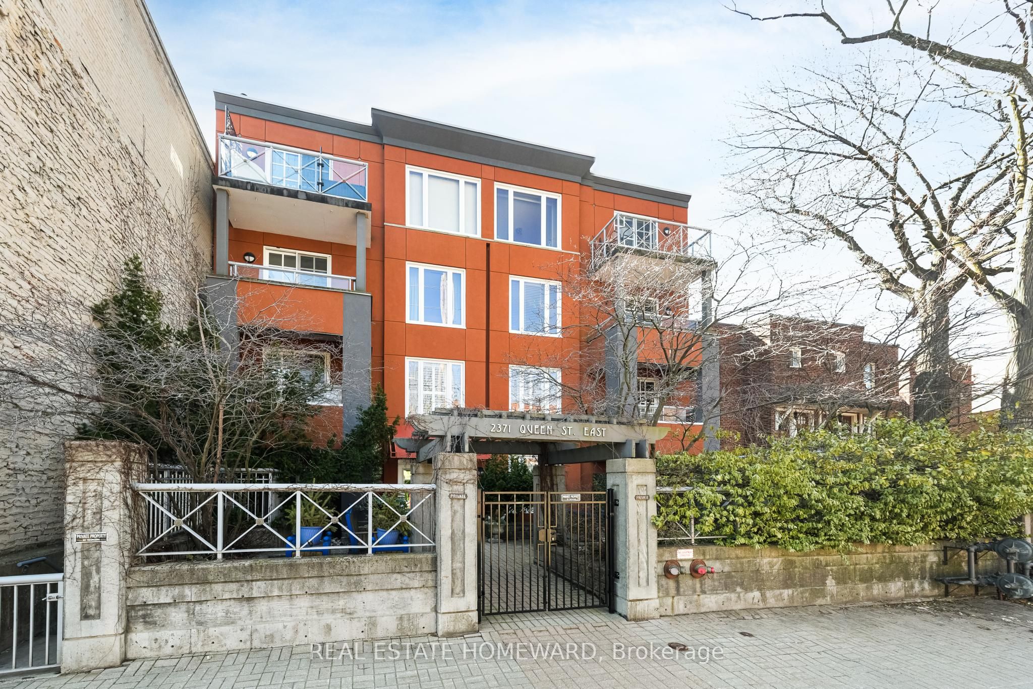 2371 Queen Street E 101, Toronto, ON M4E 1H2 photo 2