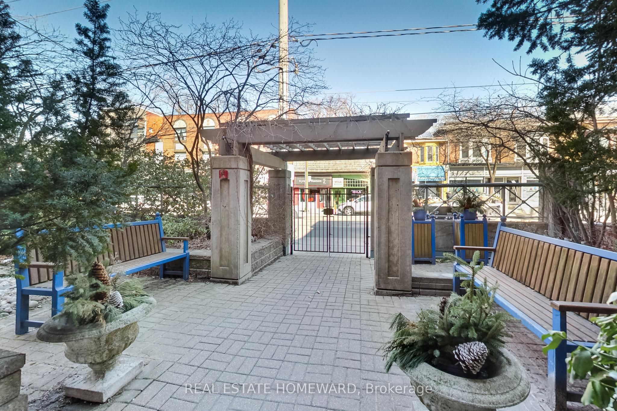 2371 Queen Street E 101, Toronto, ON M4E 1H2 photo 3