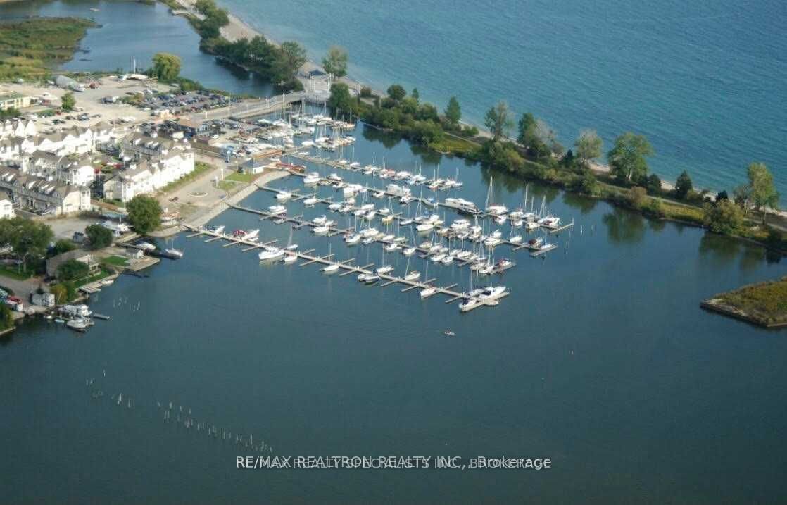 1295 Wharf Street 18, Pickering, ON L1W 1A2 photo 4