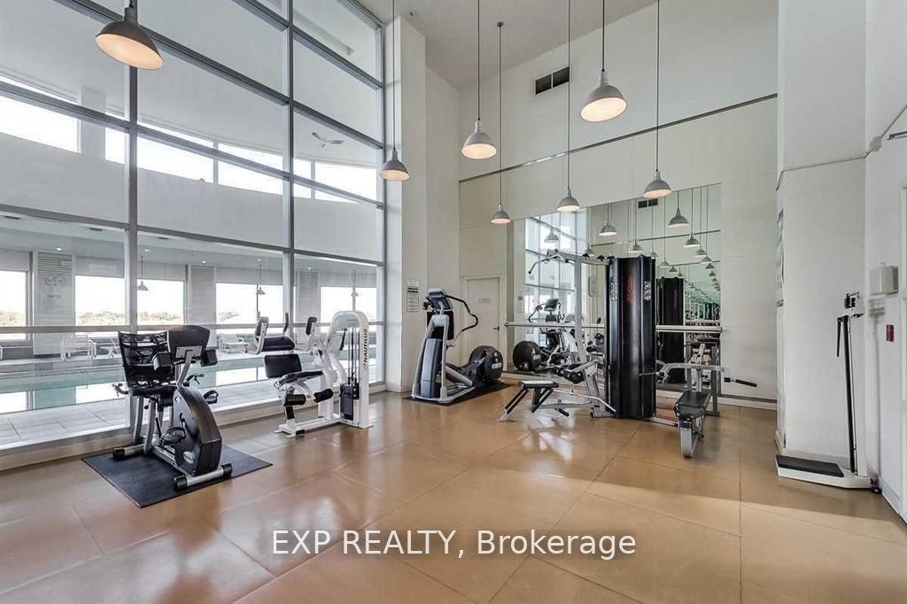 38 Lee Centre Drive 2203, Toronto, ON M1H 3J7 photo 5