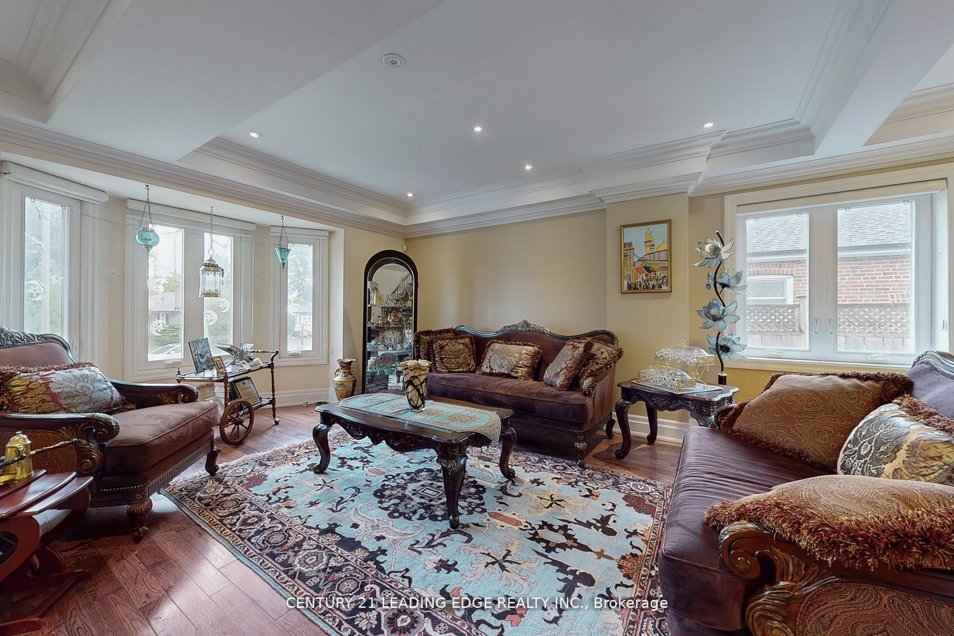 11 Bellvare Crescent, Toronto, ON M1R 2M8 photo 3