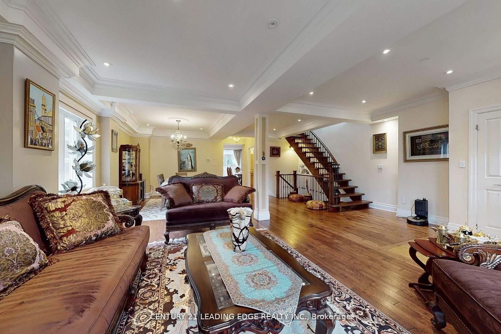 11 Bellvare Crescent, Toronto, ON M1R 2M8 photo 4