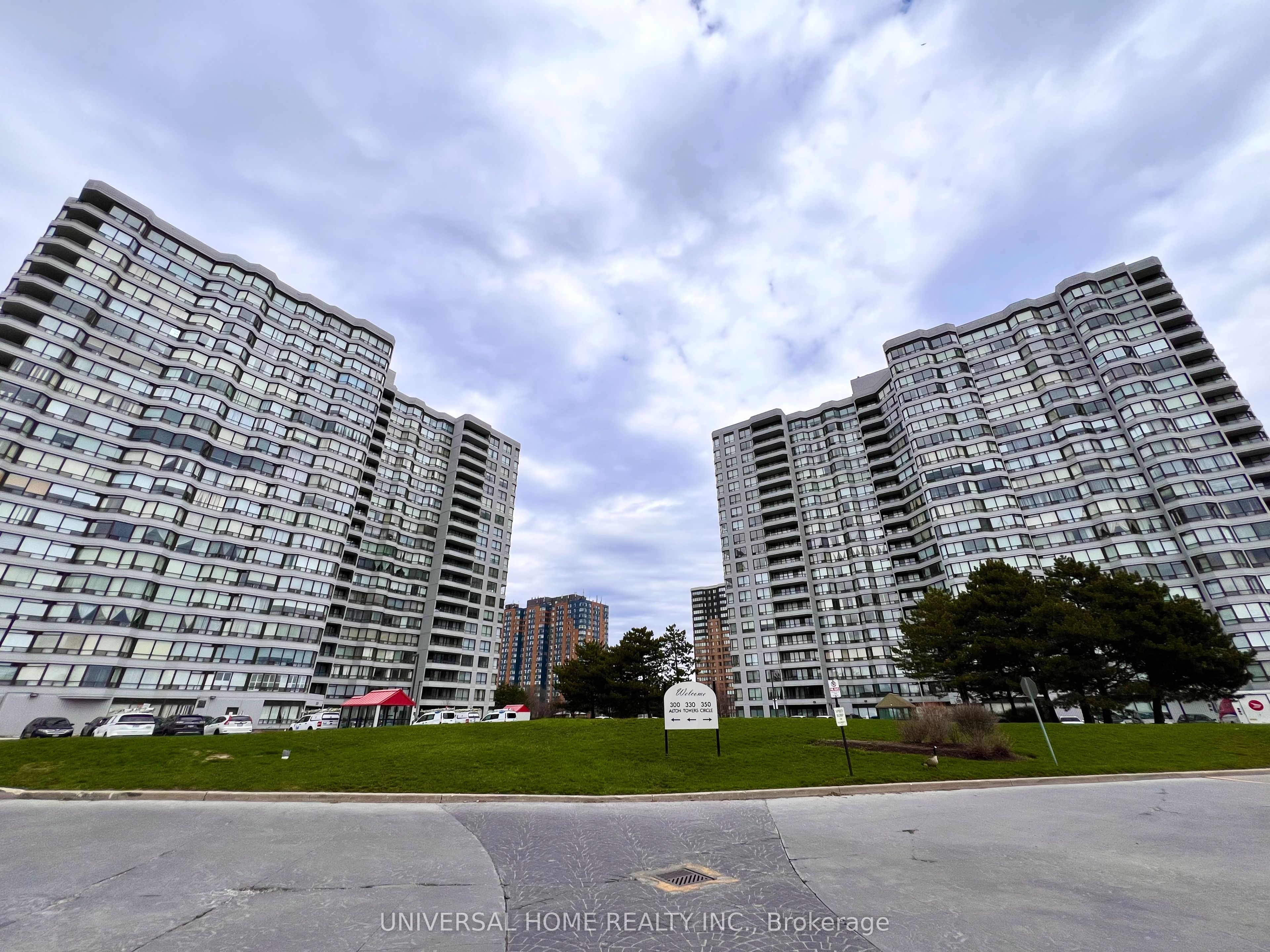 350 Alton Towers Circle 705, Toronto, ON M1V 5E3
