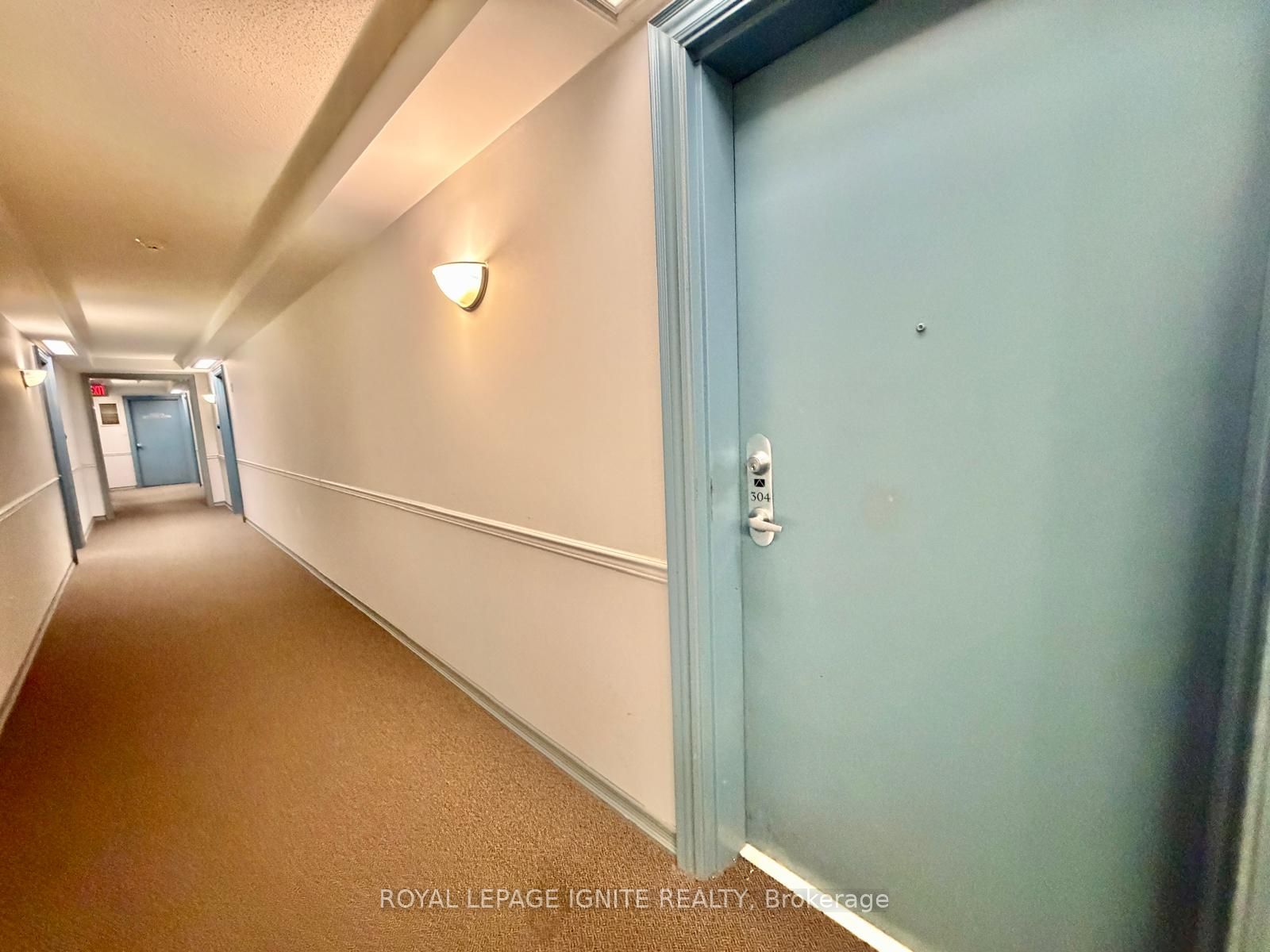 128 Aspen Springs Drive 304, Clarington, ON L1C 0G9 photo 4