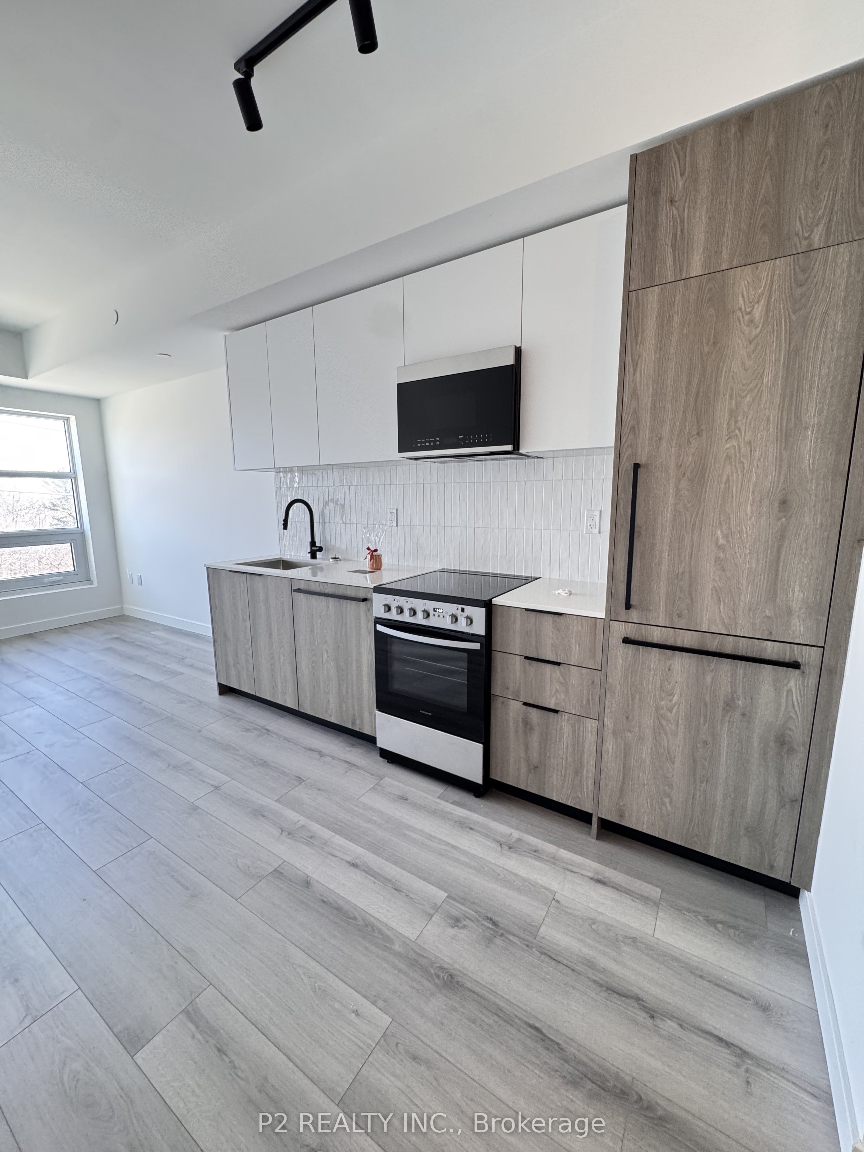 1635 MILITARY Trail 225, Toronto, ON M1C 1B2 photo 2