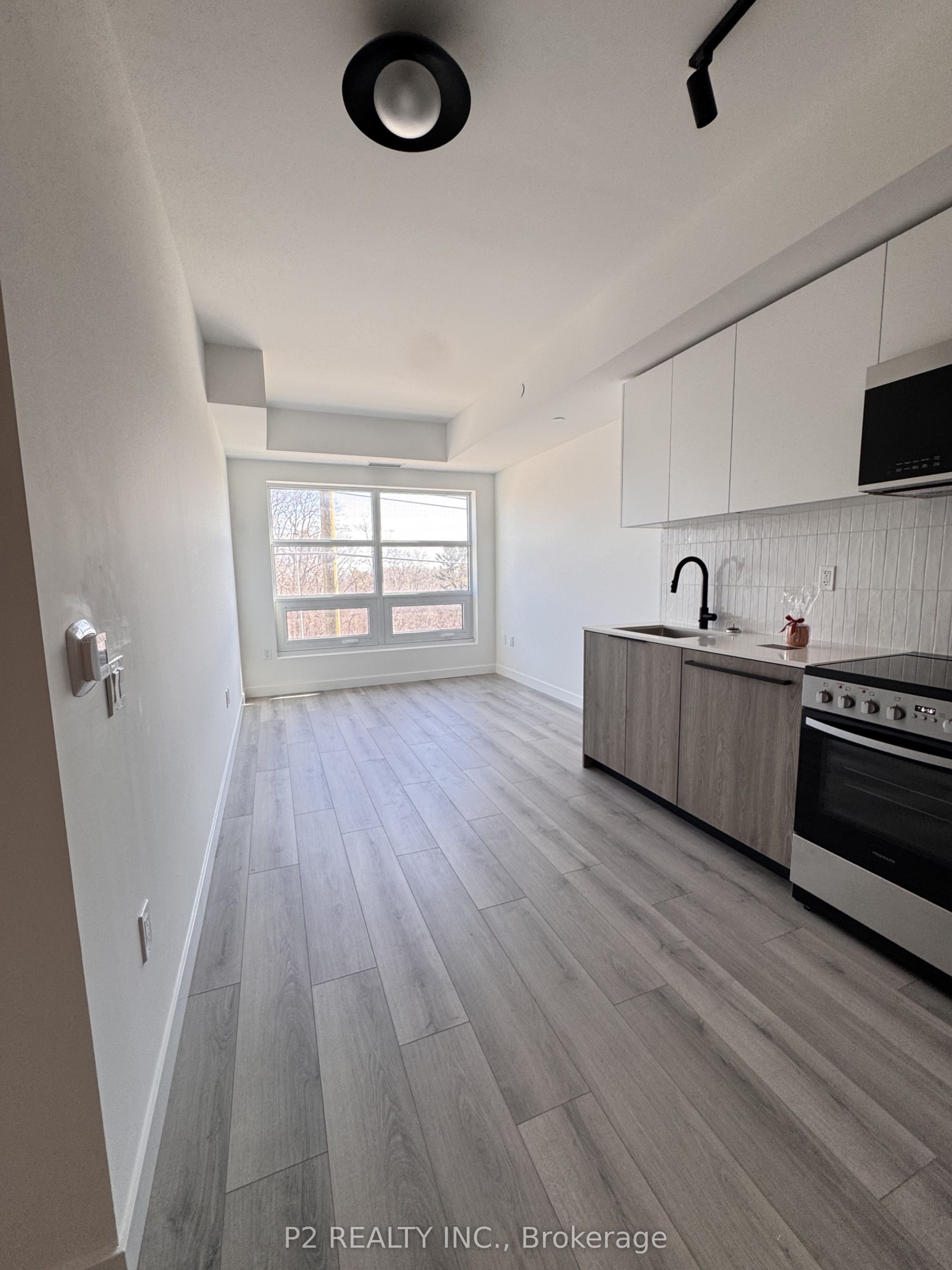 1635 MILITARY Trail 225, Toronto, ON M1C 1B2 photo 4
