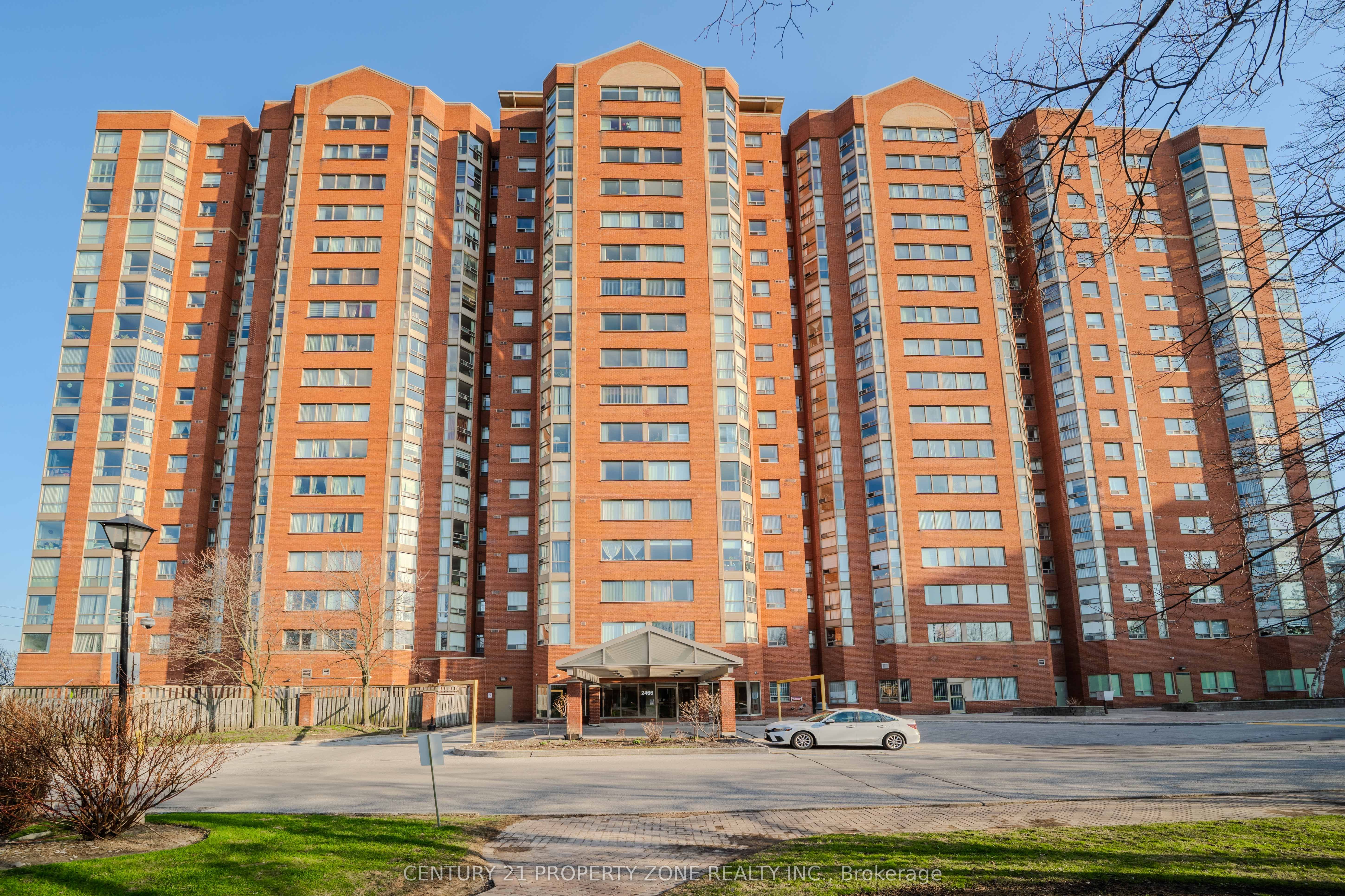2466 Eglinton Avenue E PH03, Toronto, ON M1K 5J8 photo 2