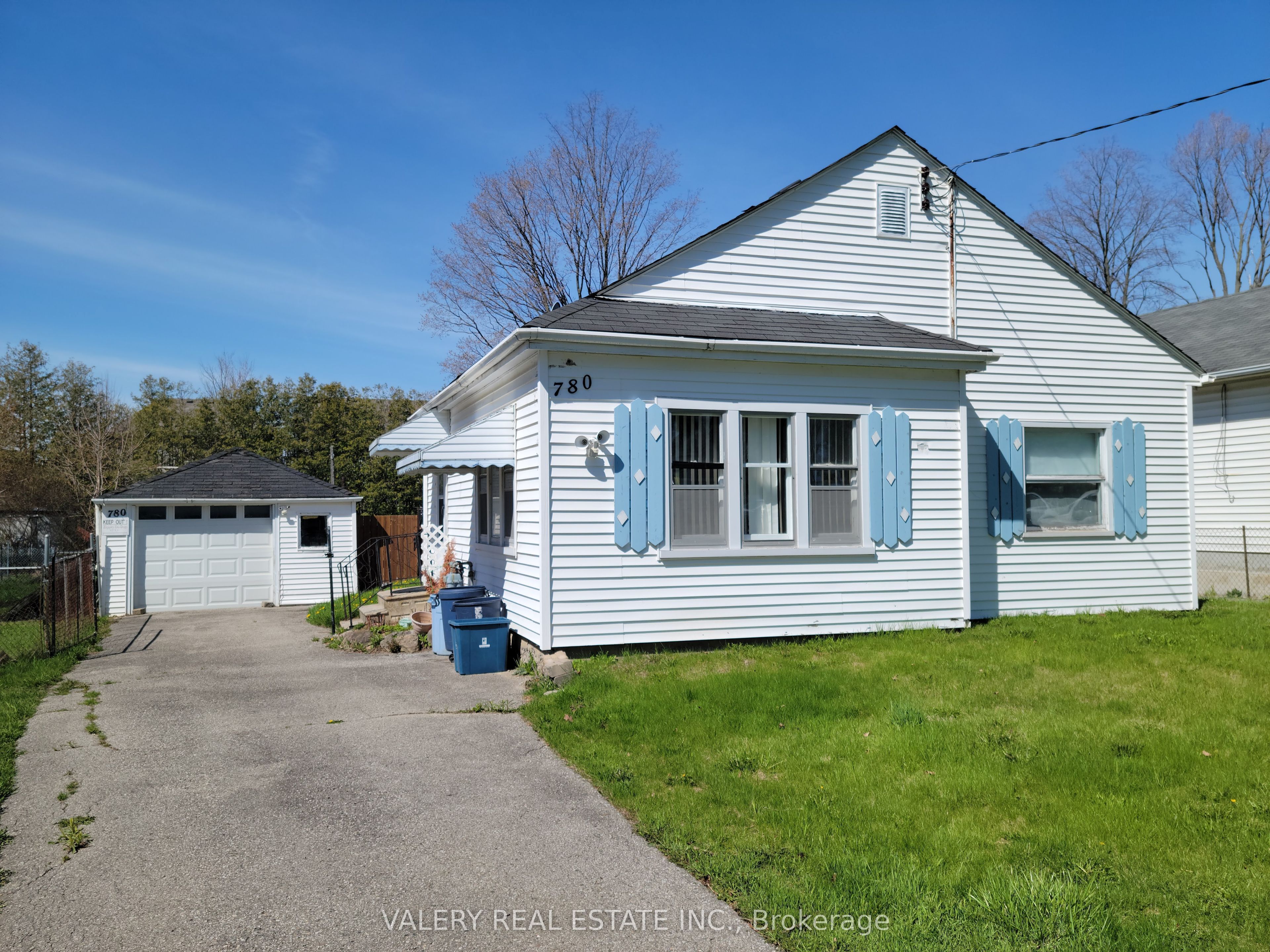 780 Liverpool Road, Pickering, ON L1W 1S1 photo 2