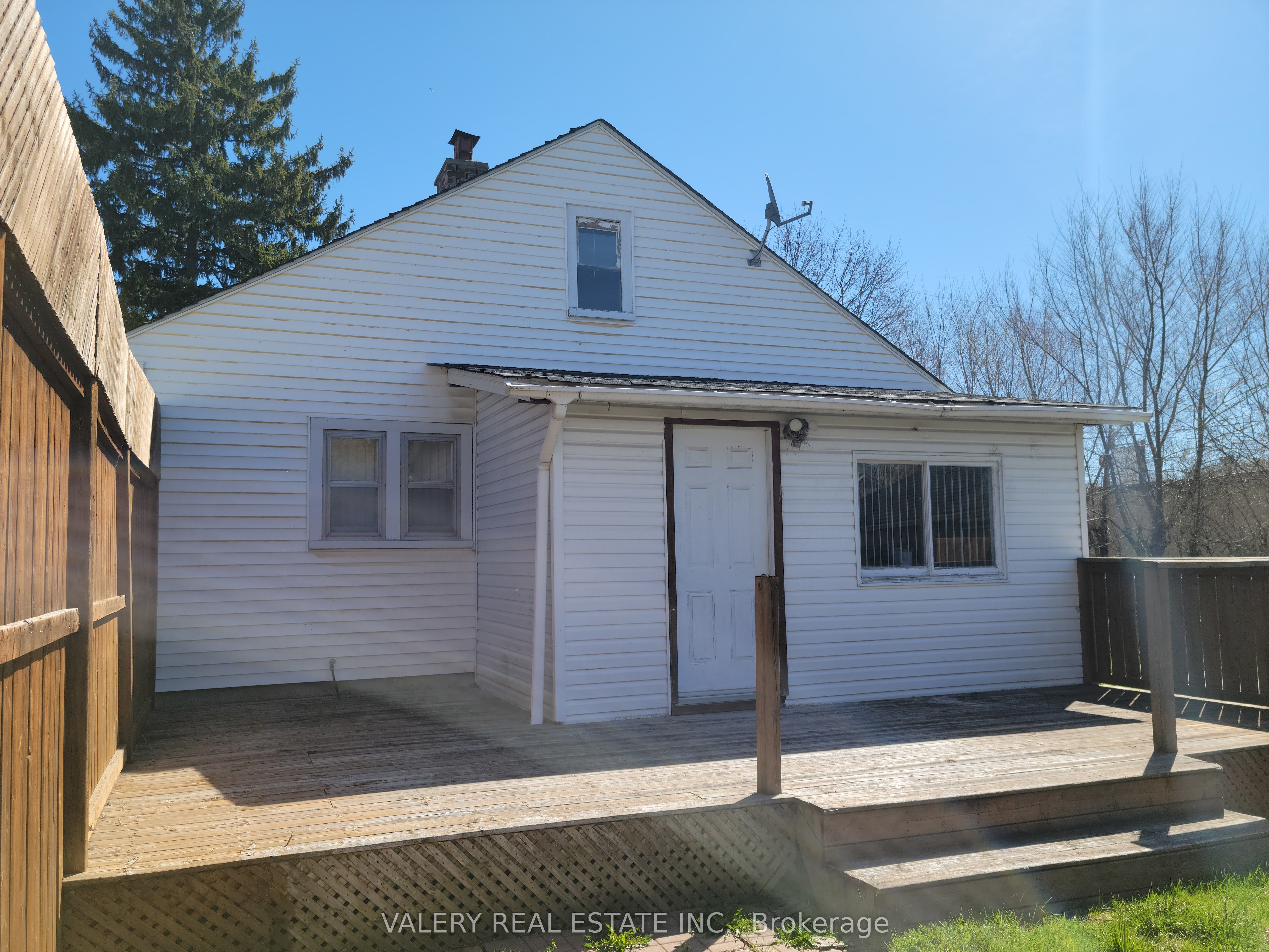 780 Liverpool Road, Pickering, ON L1W 1S1 photo 4