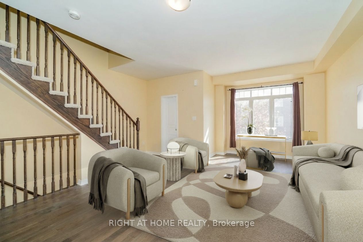 48 Curran Hall Crescent, Toronto, ON M1G 0A2 photo 2