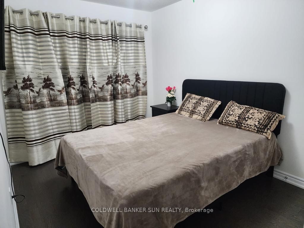 62 Swordfish Drive, Whitby, ON L1P 1Y5 photo 3