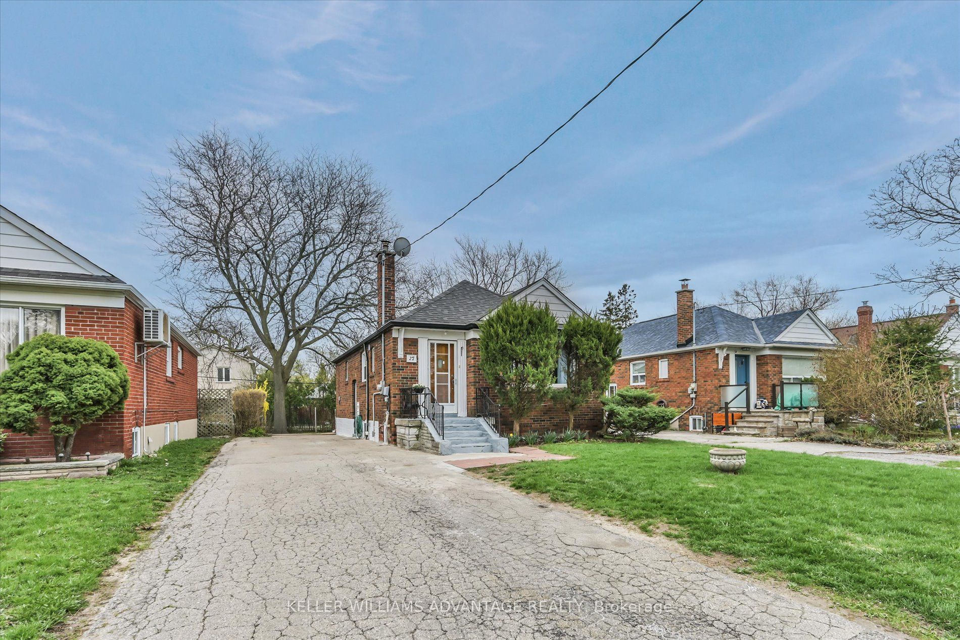 27 Innismore Crescent, Toronto, ON M1R 1C8 photo 3