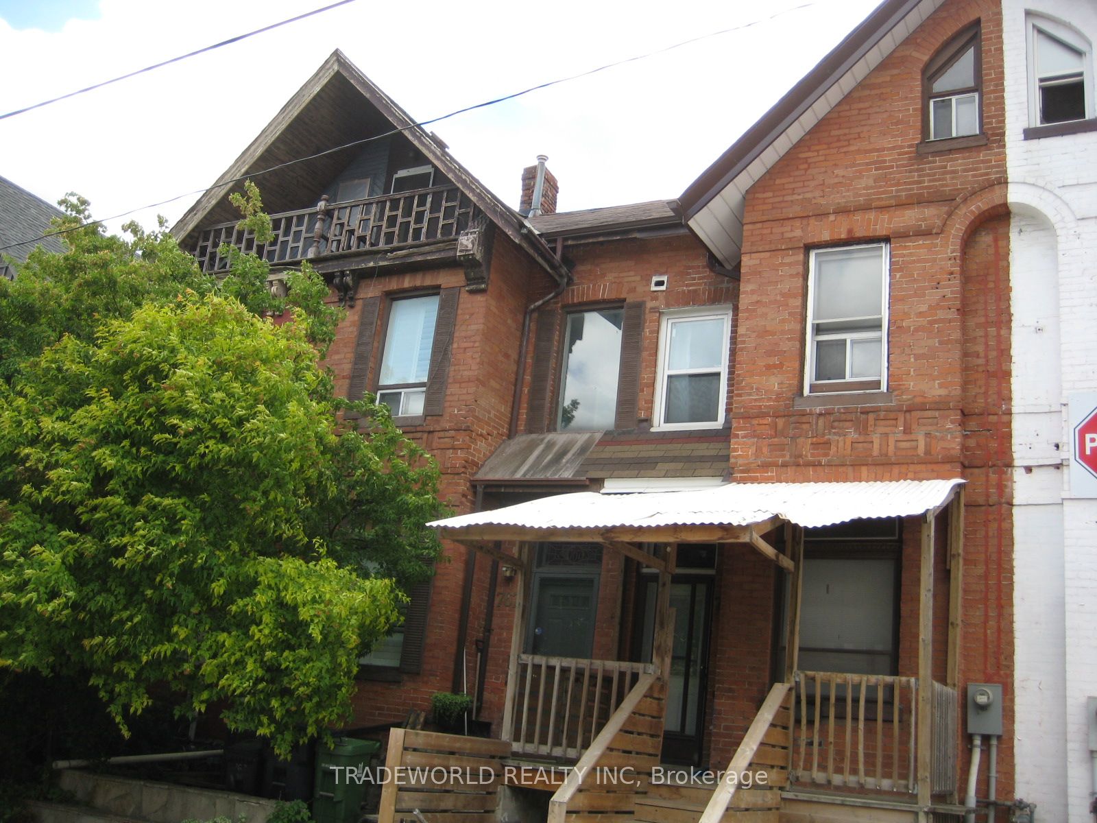765 Gerrard Street E Lower, Toronto, ON M4M 1Y5