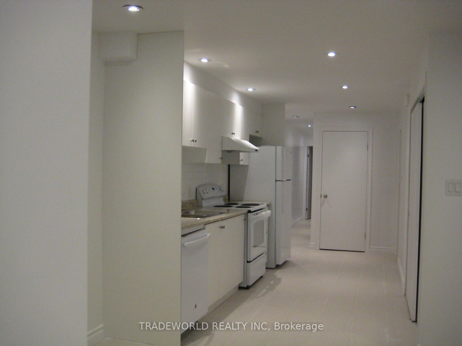 765 Gerrard Street E Lower, Toronto, ON M4M 1Y5 photo 5