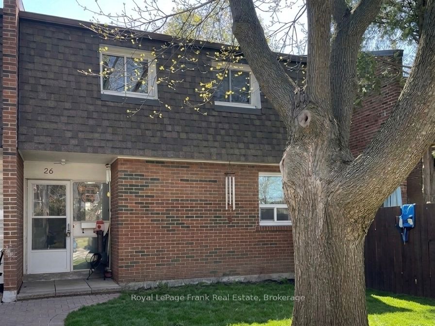 101 Dovedale Drive 26, Whitby, ON L1N 1Z7 photo 3