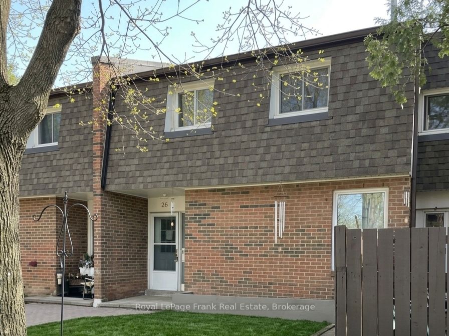 101 Dovedale Drive 26, Whitby, ON L1N 1Z7 photo 4