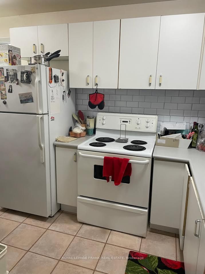 101 Dovedale Drive 26, Whitby, ON L1N 1Z7 photo 5